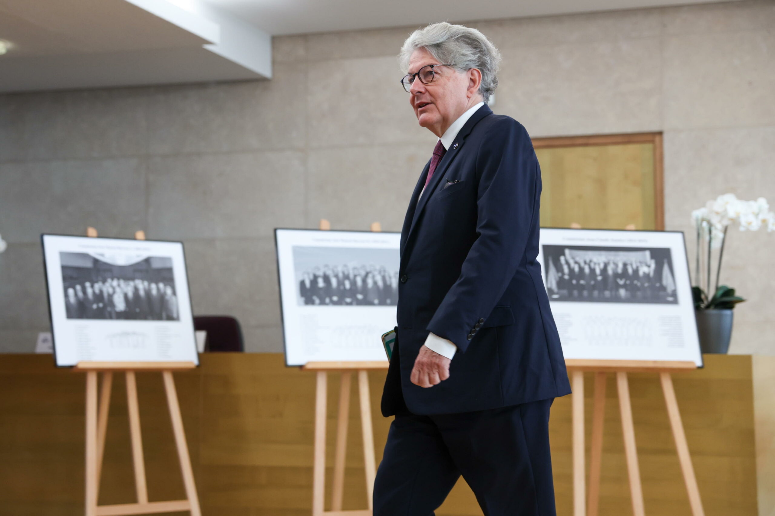 Breton si dimette da Commissario UE