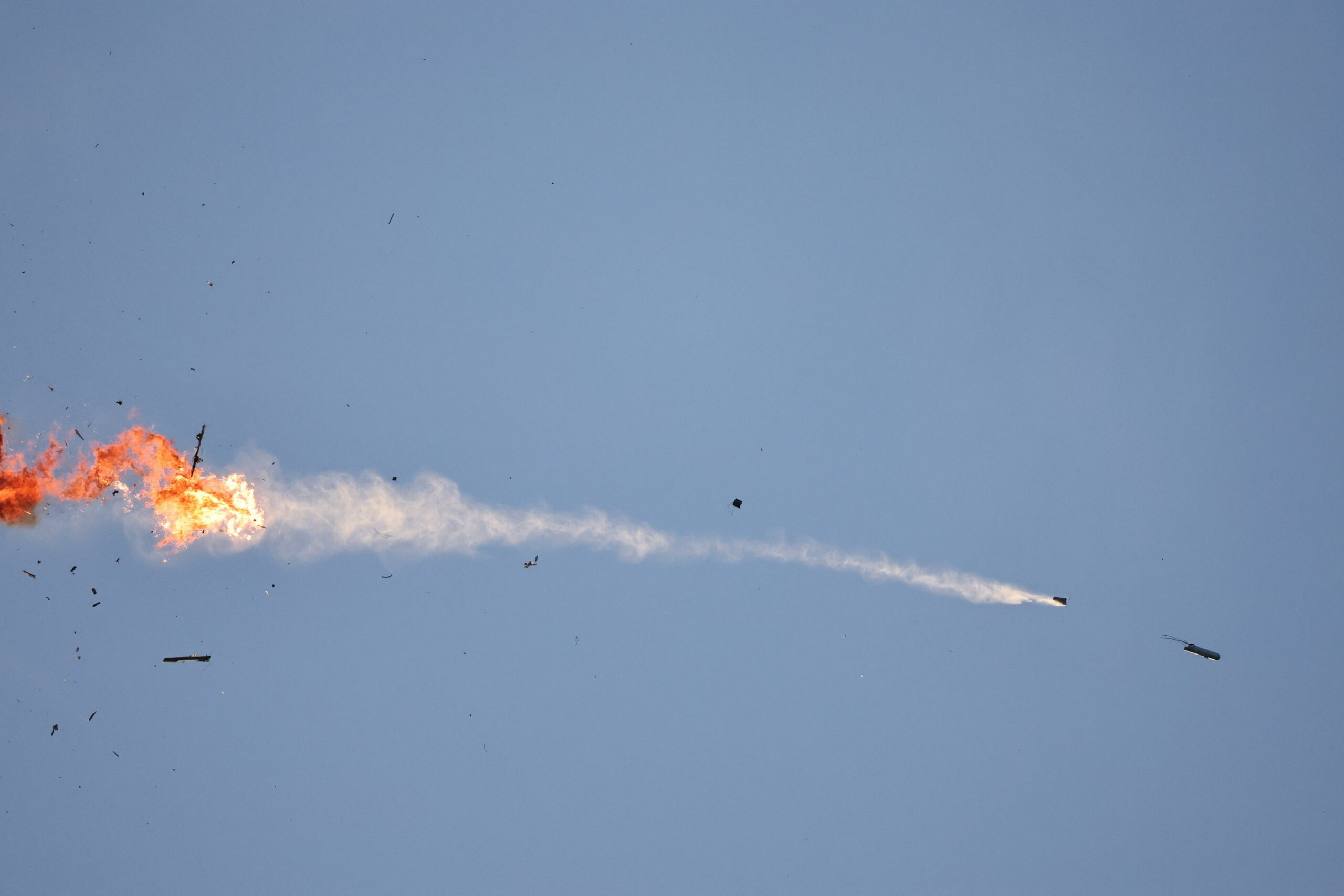 Israele-Libano: nuovi raid a Beirut, almeno 9 vittime