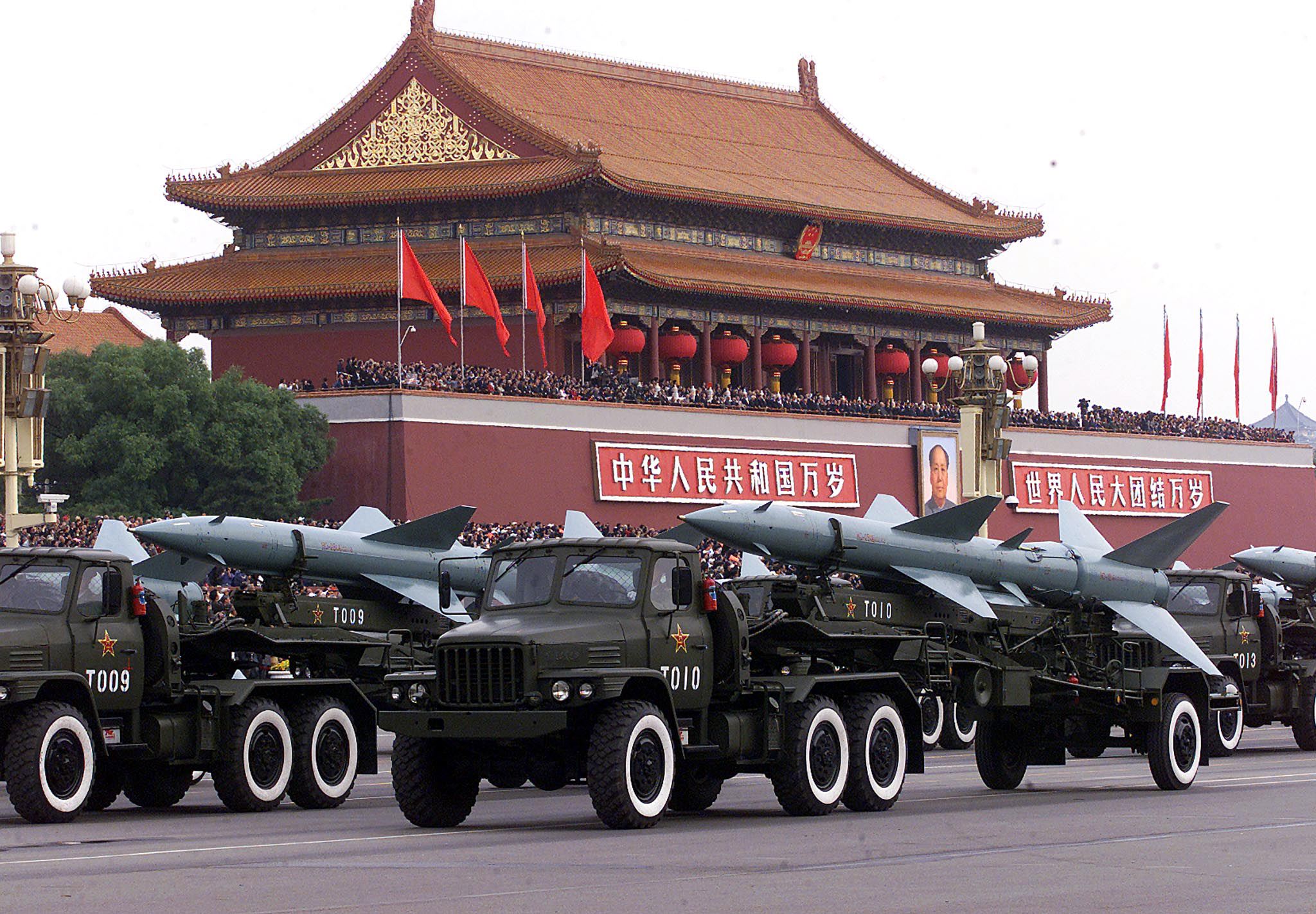Cina lancia missile balistico intercontinentale nelle acque dell’Oceano Pacifico
