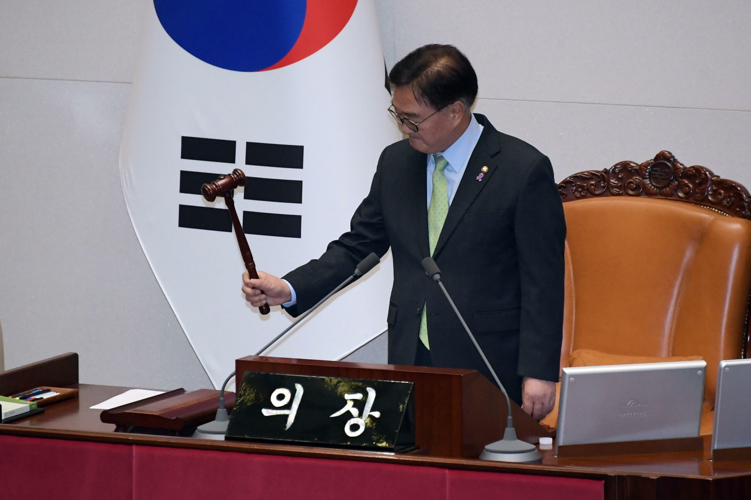 Corea del Sud: Parlamento avvia impeachment contro Yoon dopo legge marziale