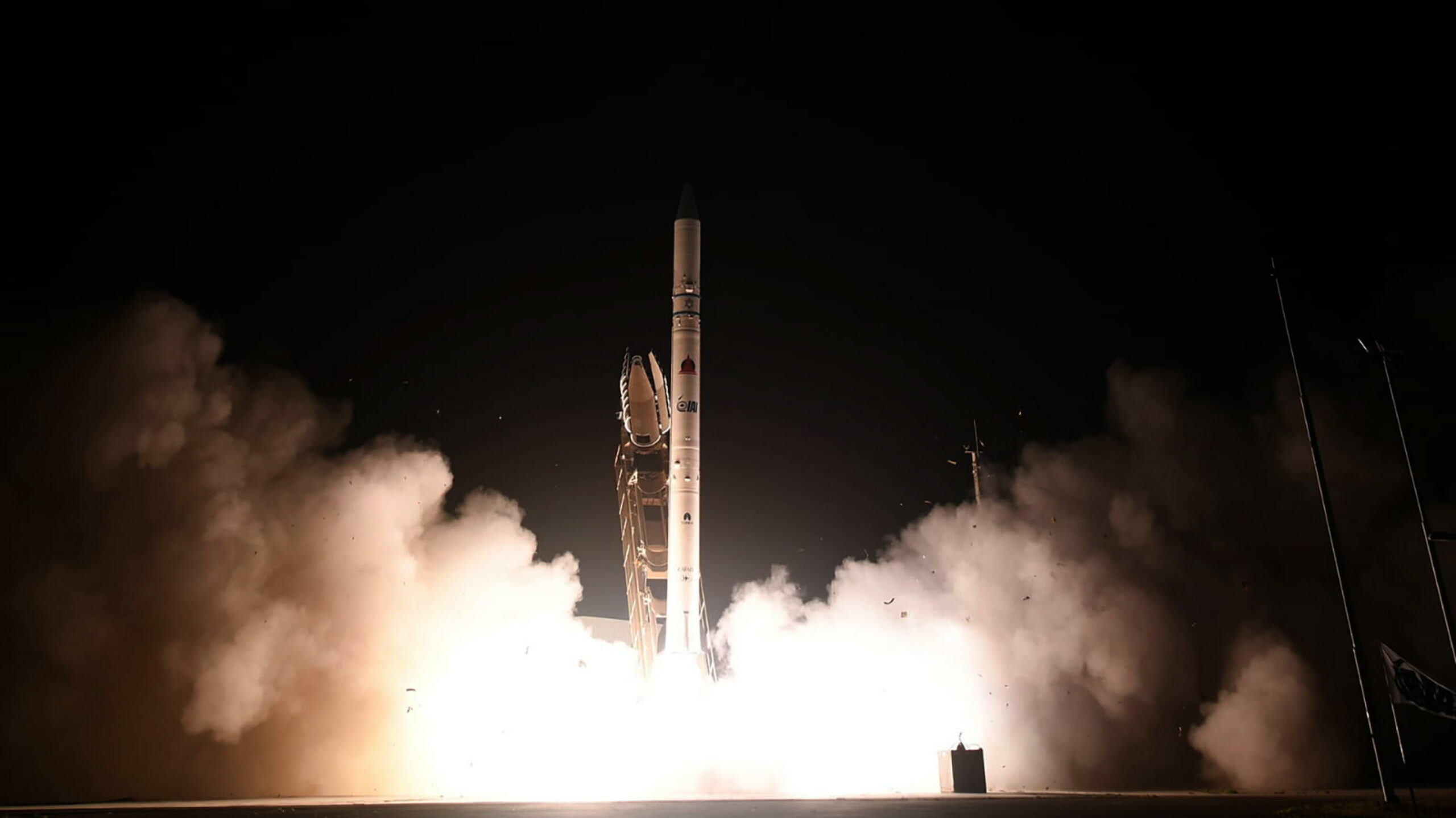 Iran annuncia lancio spaziale in programma criticato da occidentali