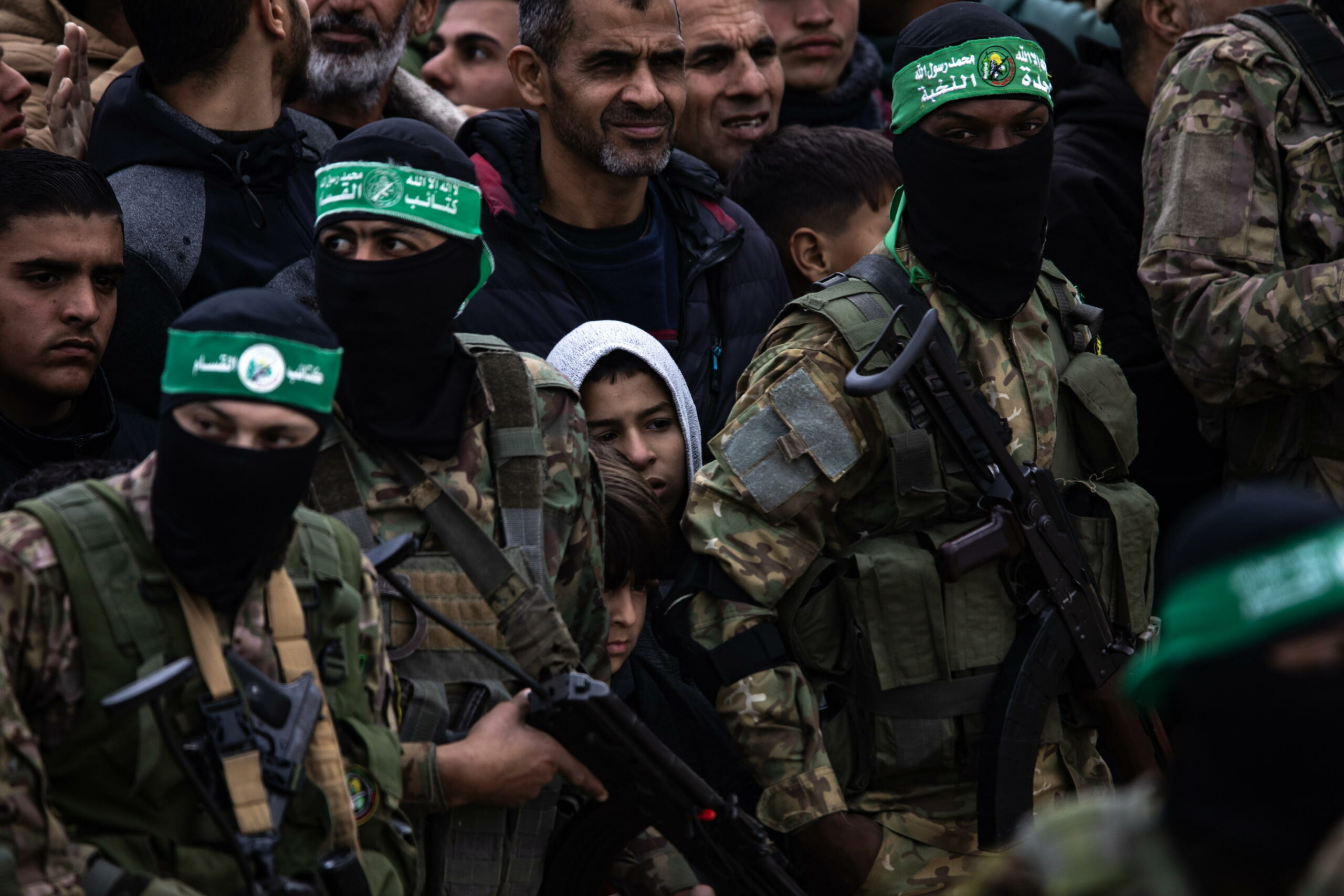 Hamas conferma rilascio degli ostaggi israeliani secondo l’accordo