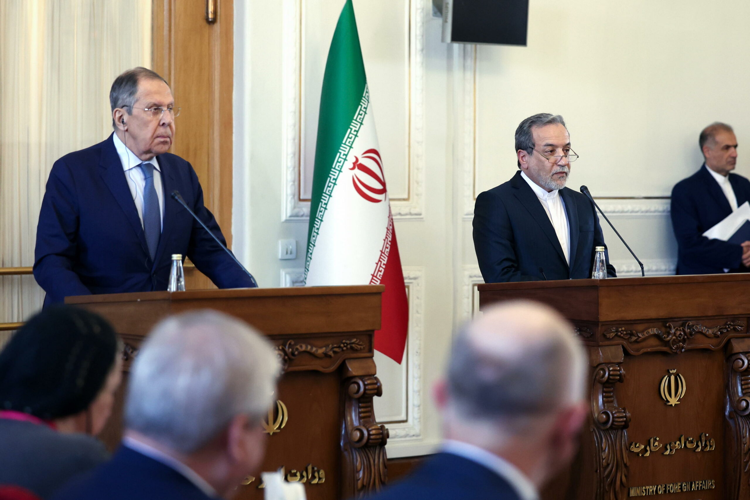 Iran esclude negoziati diretti con Washington