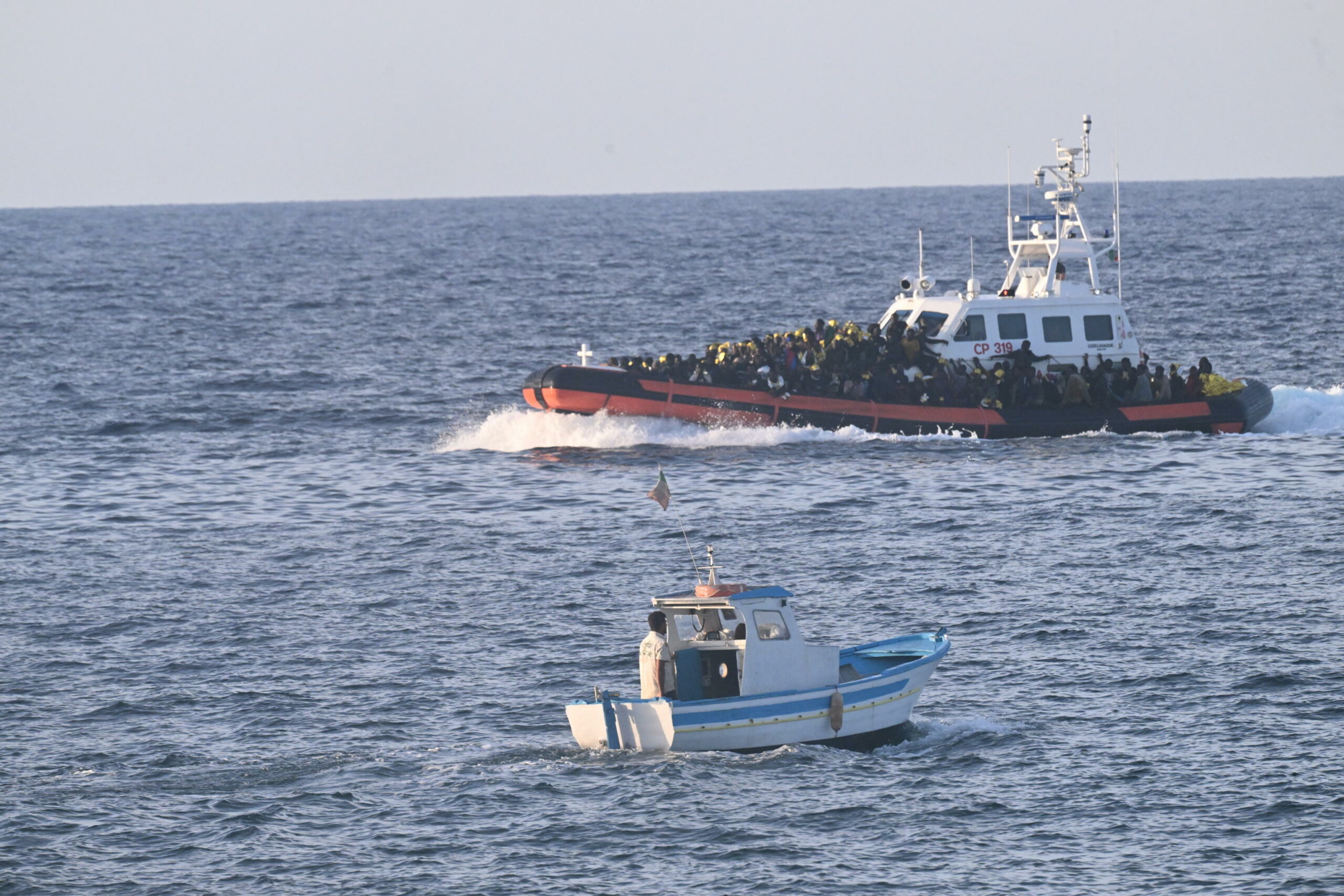 Immigrazione: indagine di Frontex rileva carenze nei rapporti con le forze libiche