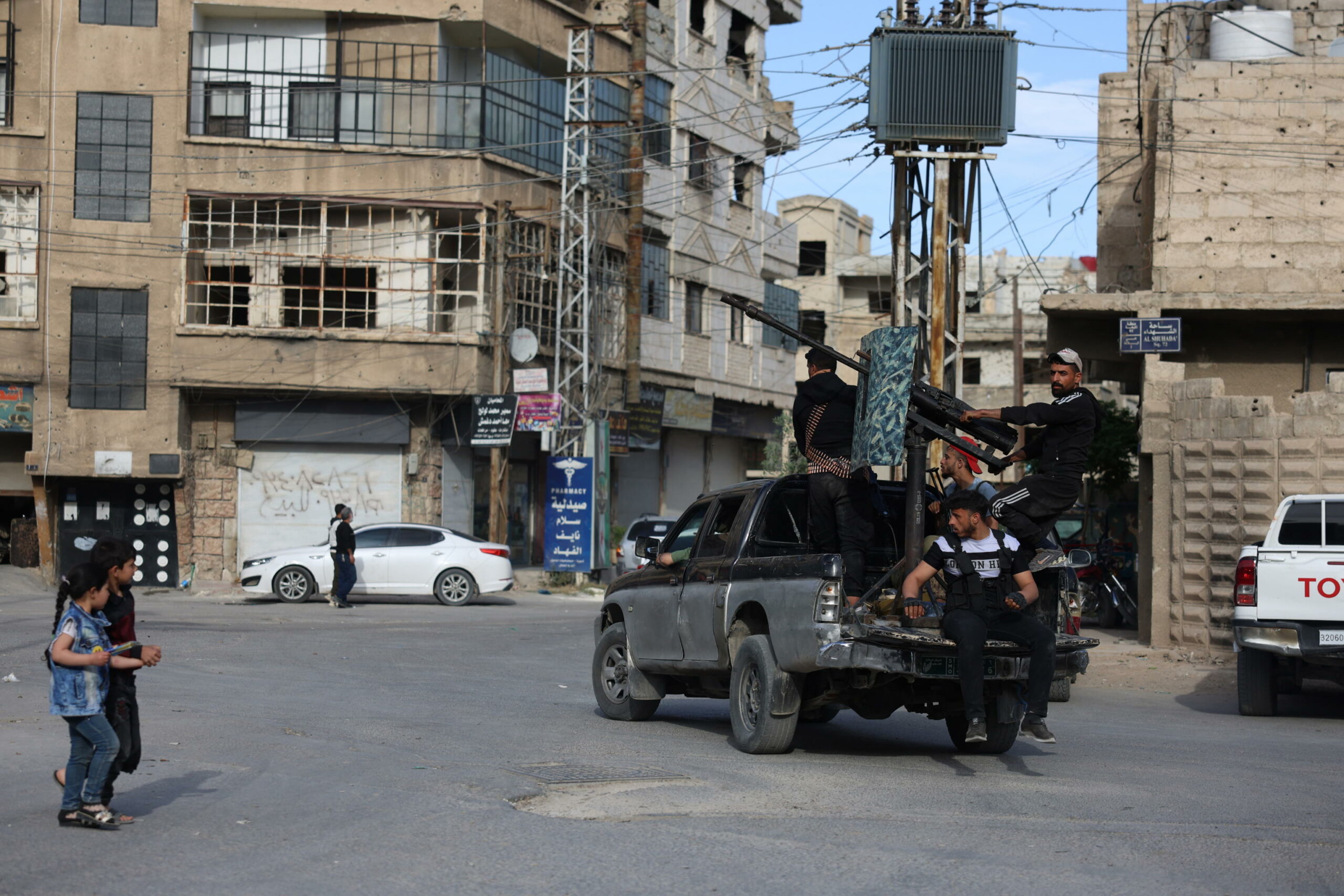 Siria: leader minoranza drusa condanna attacchi contro la sua comunità, mentre Israele lancia attacchi aerei