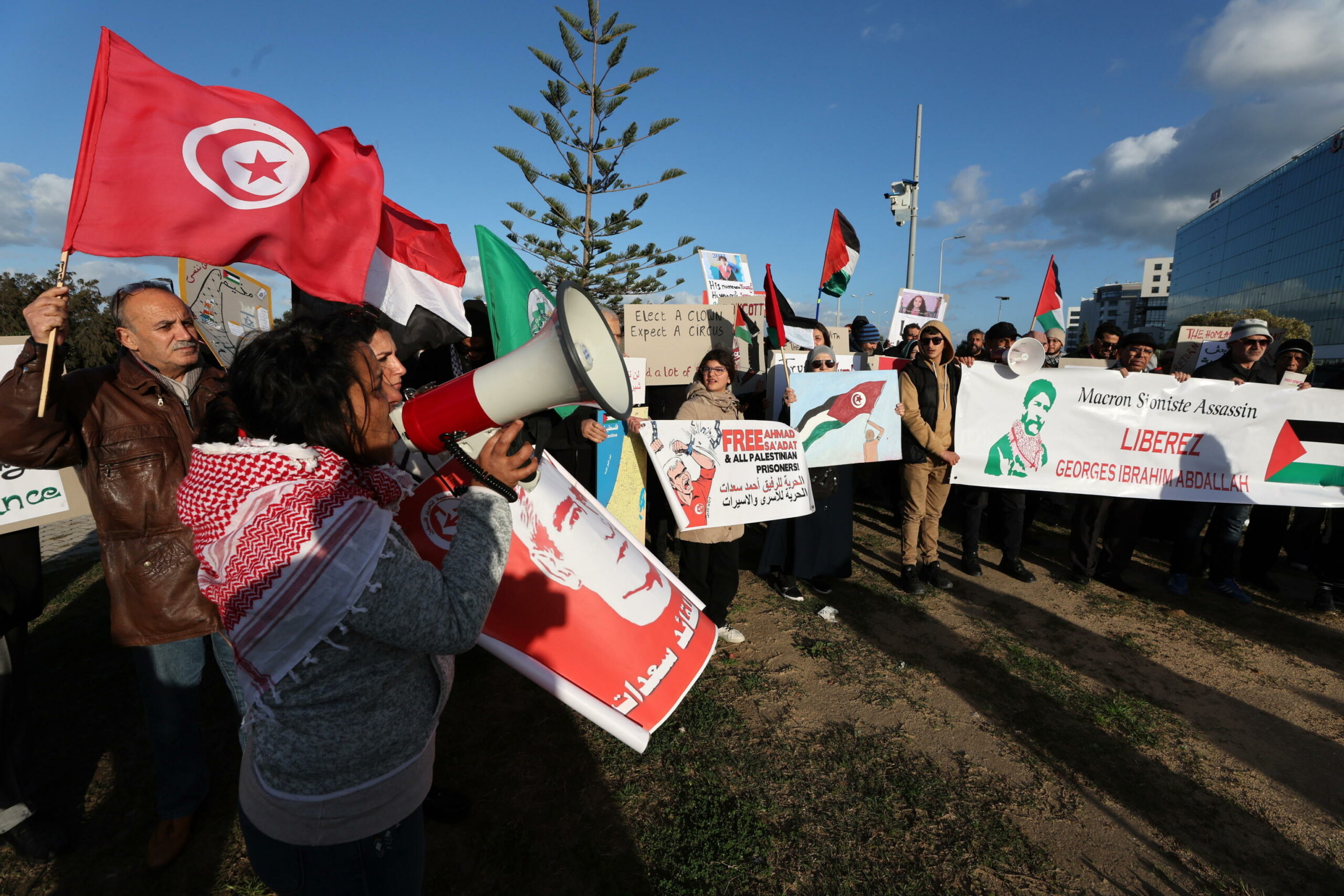 Gruppi tunisini pro-Palestina organizzano convoglio umanitario verso Gaza