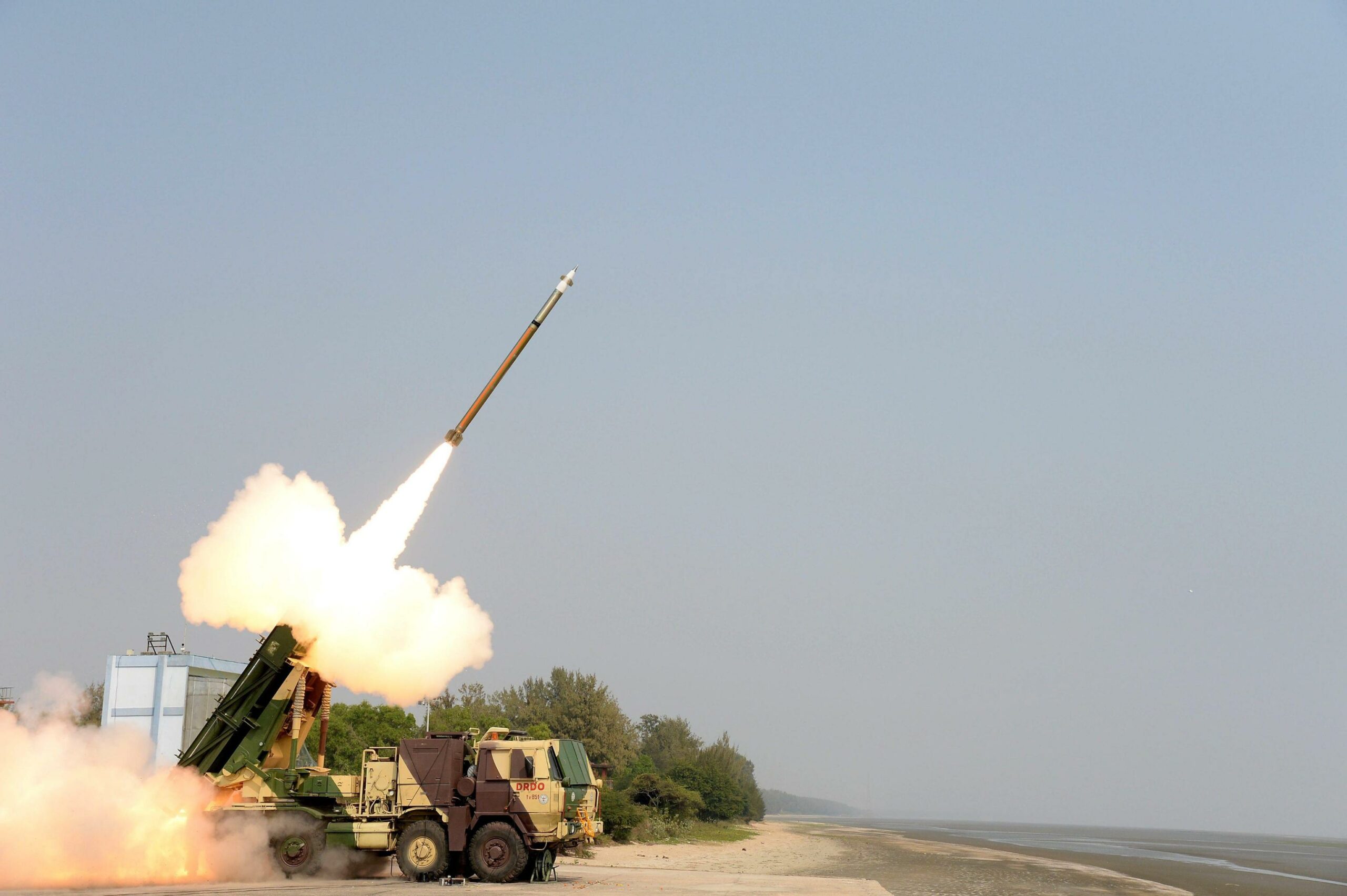 Armenia acquista armi indiane e conduce esercitazioni militari con Iran