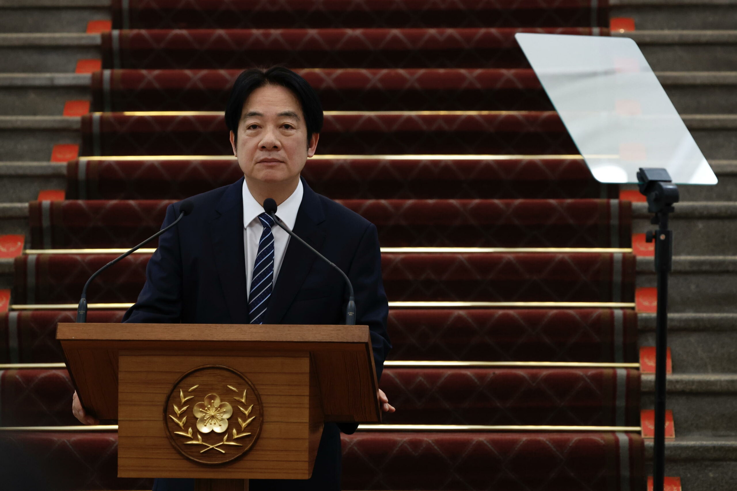 Taiwan invoca dialogo con Cina ma rafforza difese dell’isola