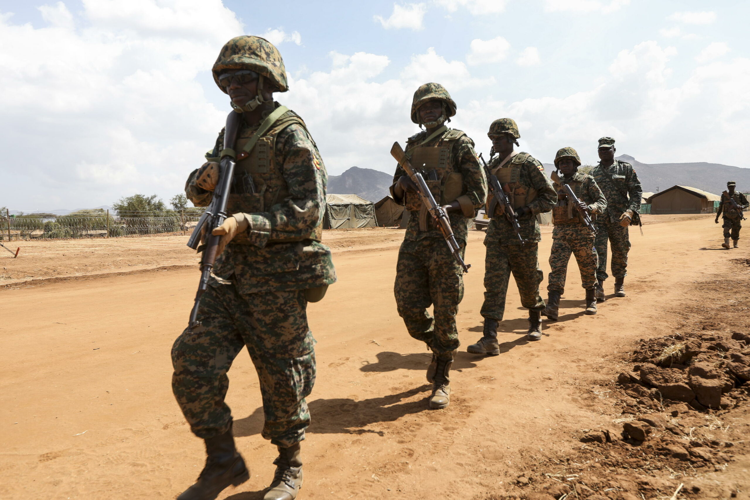 Uganda sospende cooperazione militare con Germania