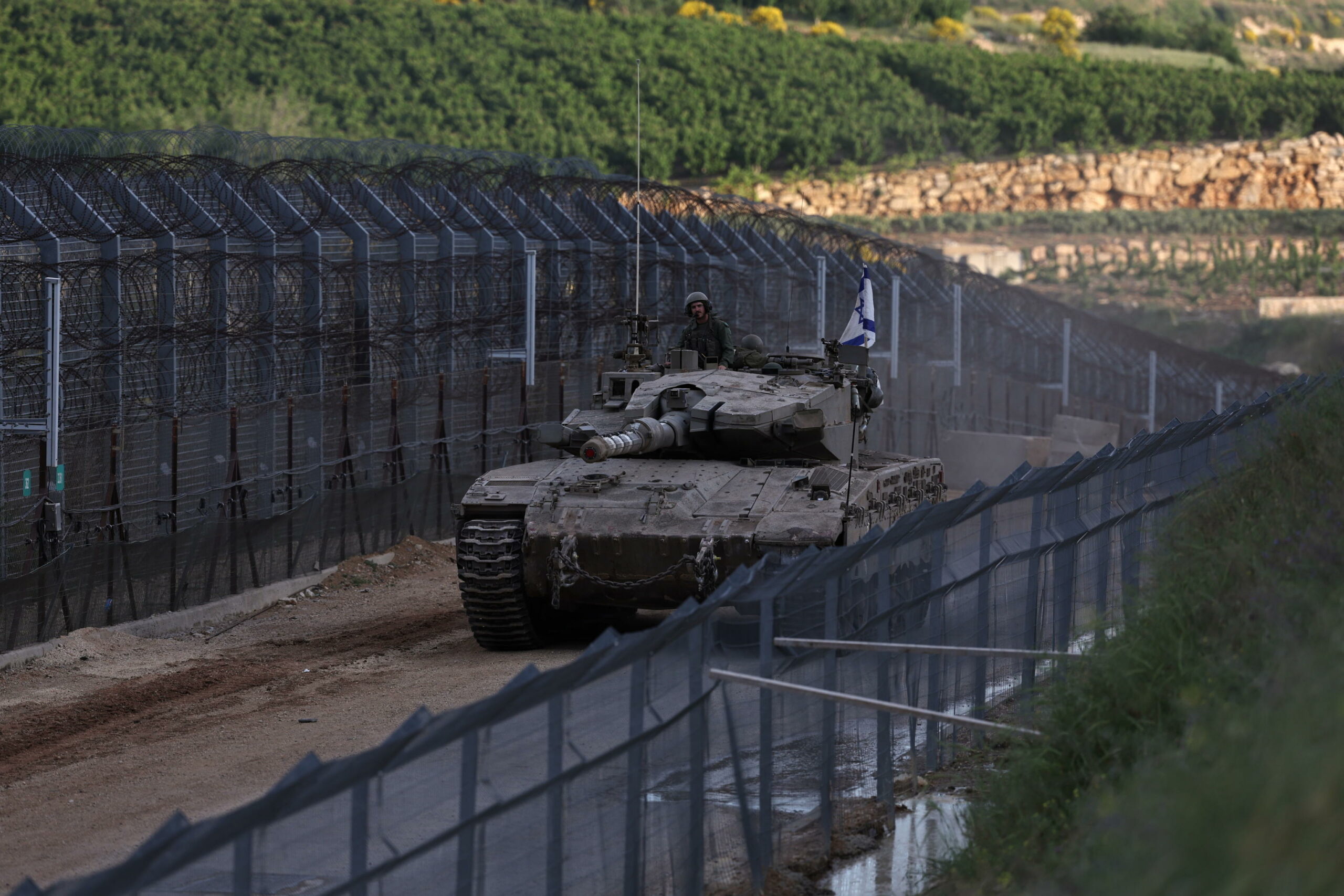 Reuters: “Israele e Siria in colloqui diretti da settimane”