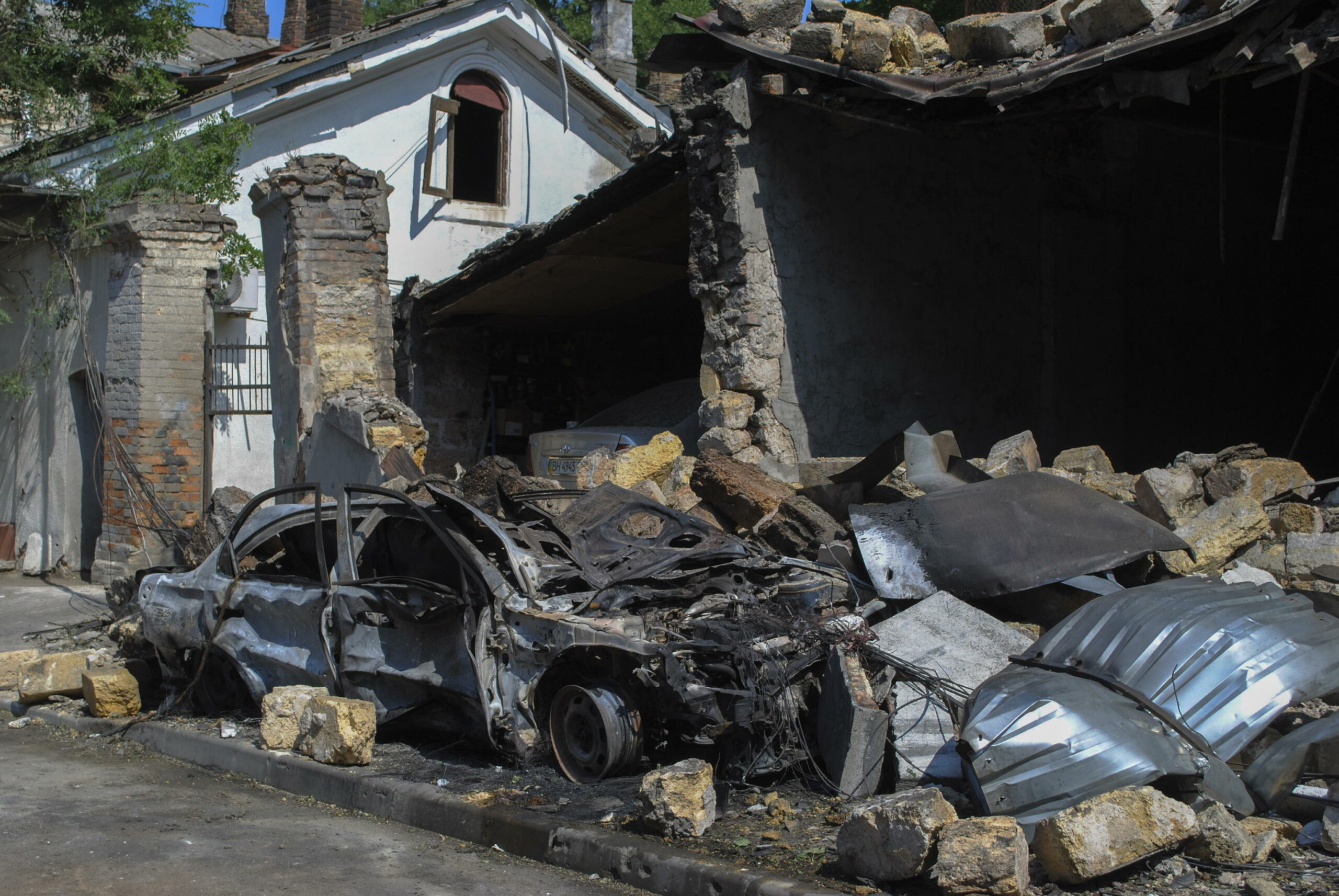 Zelensky chiede “azione dall’America” dopo massiccio attacco russo su Kiev