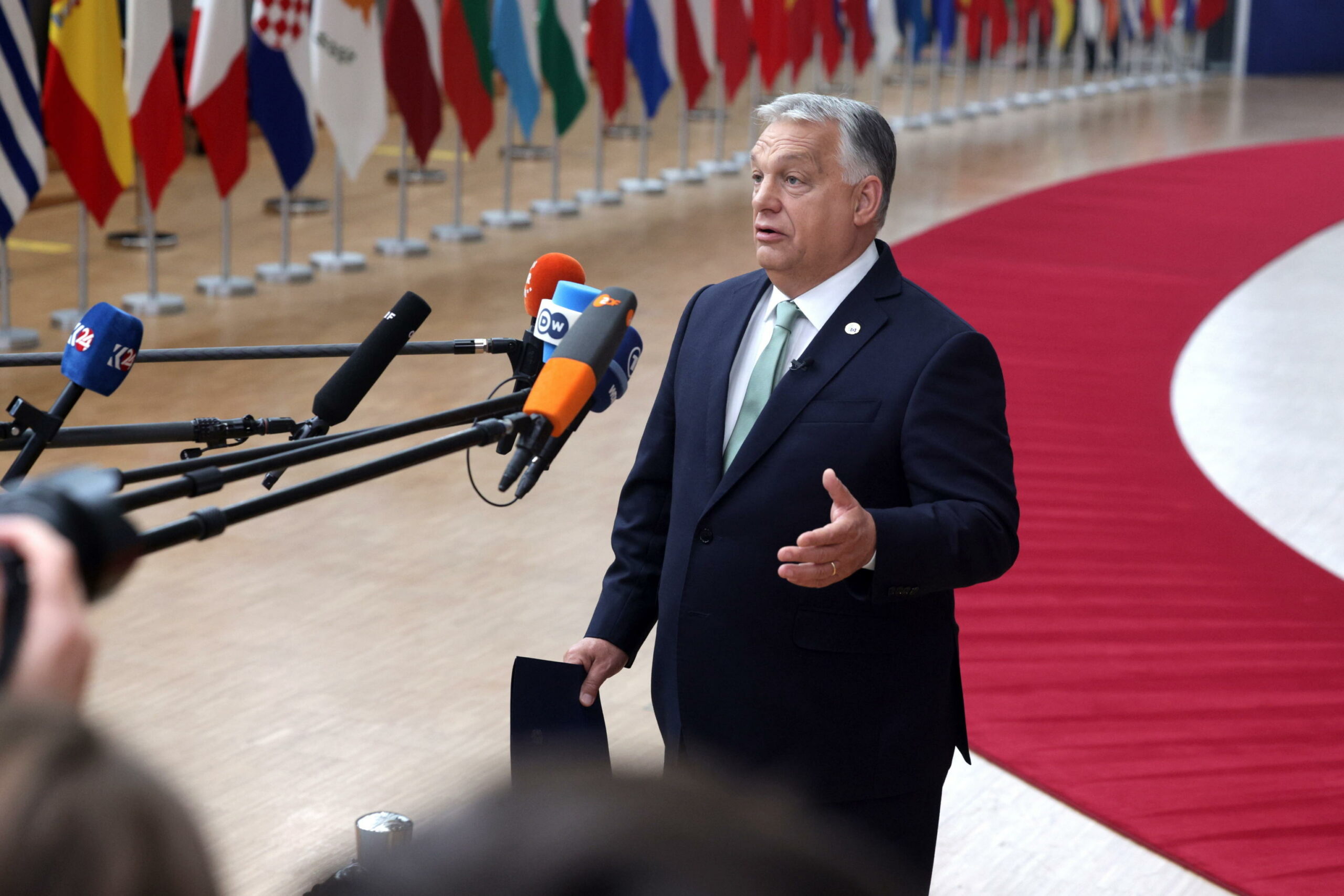 Ungheria mantiene veto su adesione ucraina all’UE