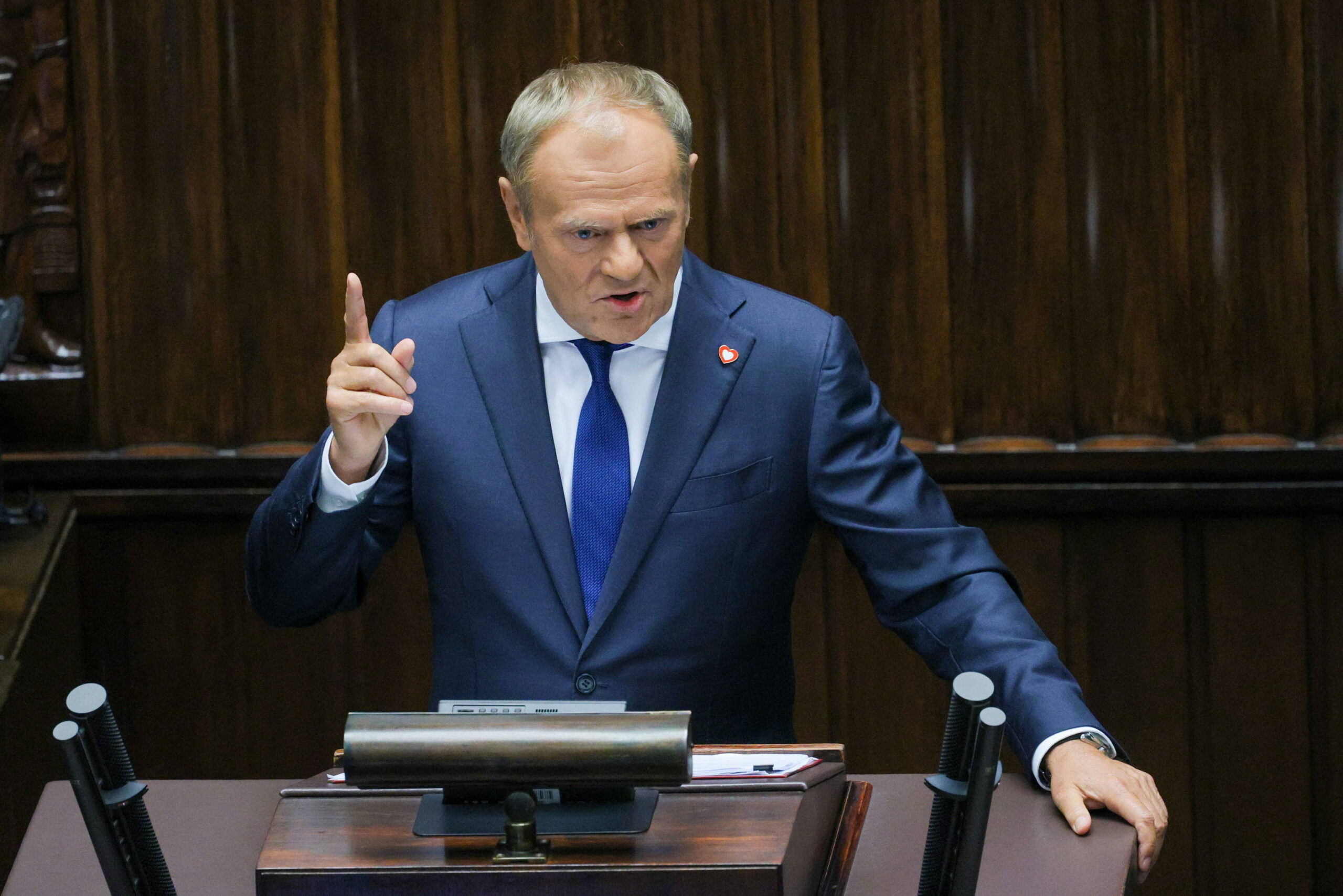 Polonia introduce controlli ai confini con Germania e Lituania