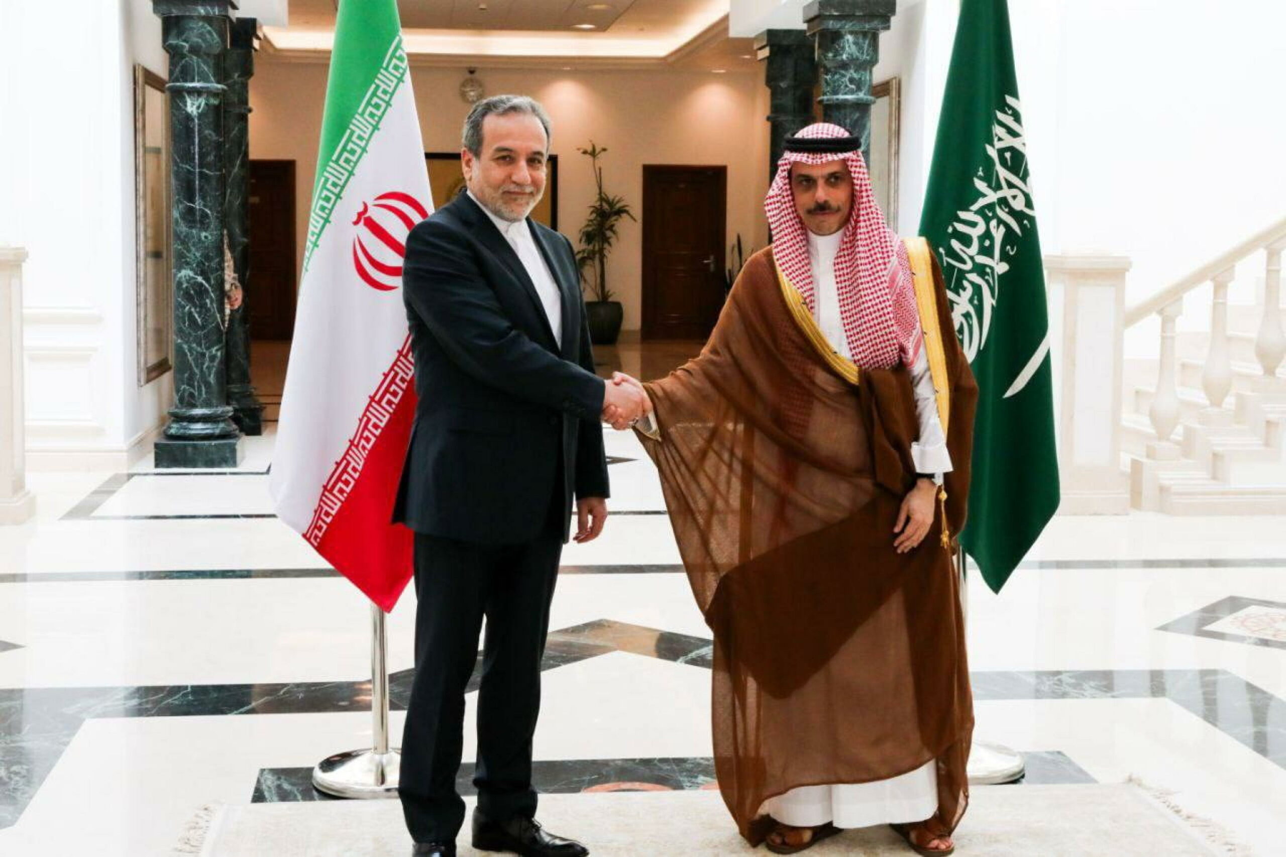 Iran-Arabia Saudita: primi colloqui dopo tregua tra Teheran e Israele
