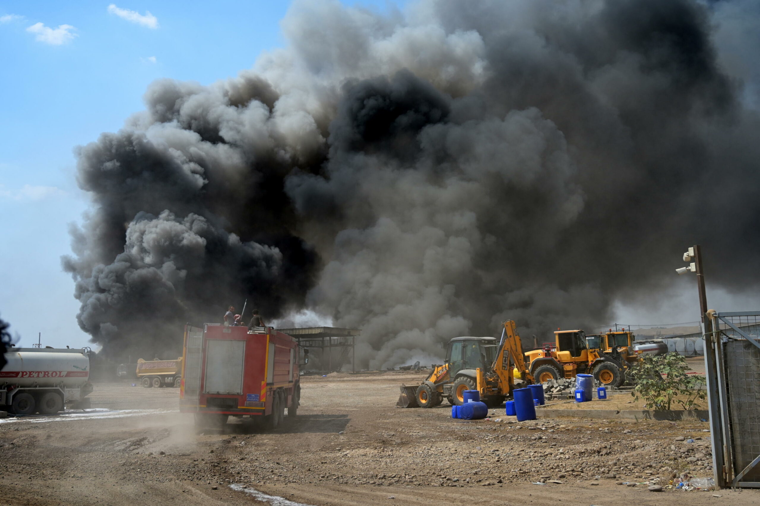Iraq: continuano attacchi di droni contro giacimenti petroliferi del Kurdistan 