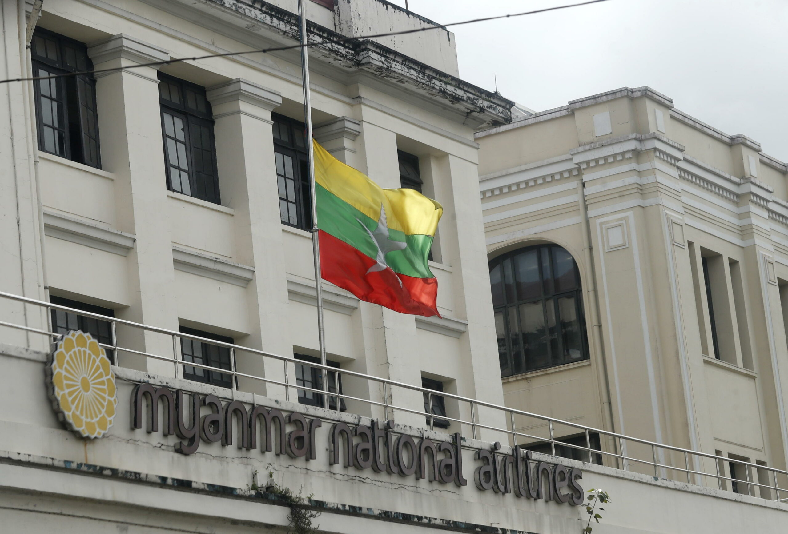 USA revocano sanzioni ad alleati della giunta del Myanmar