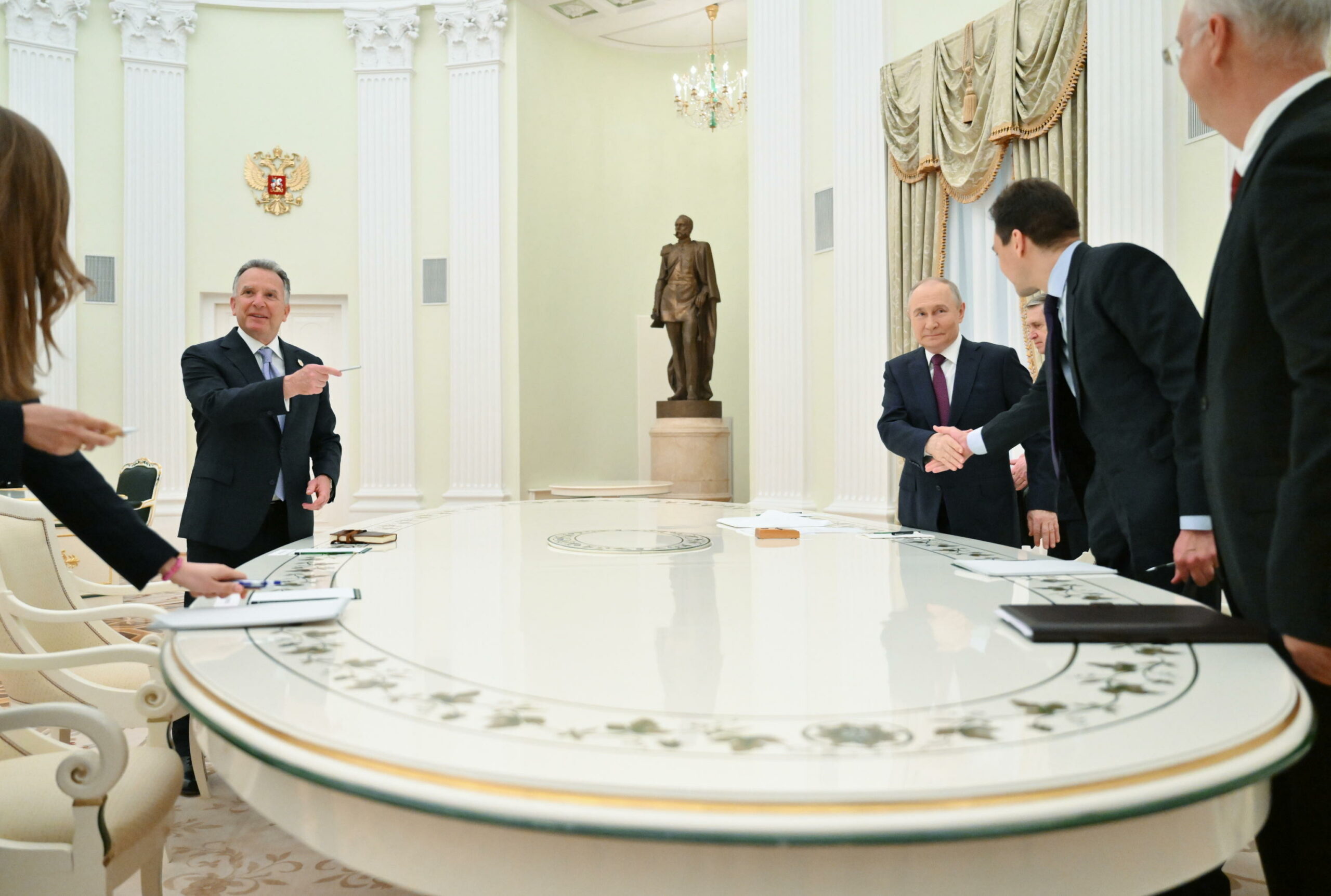 Bloomberg: “Russia valuta proposta di tregua aerea a Trump senza porre fine alla guerra in Ucraina”