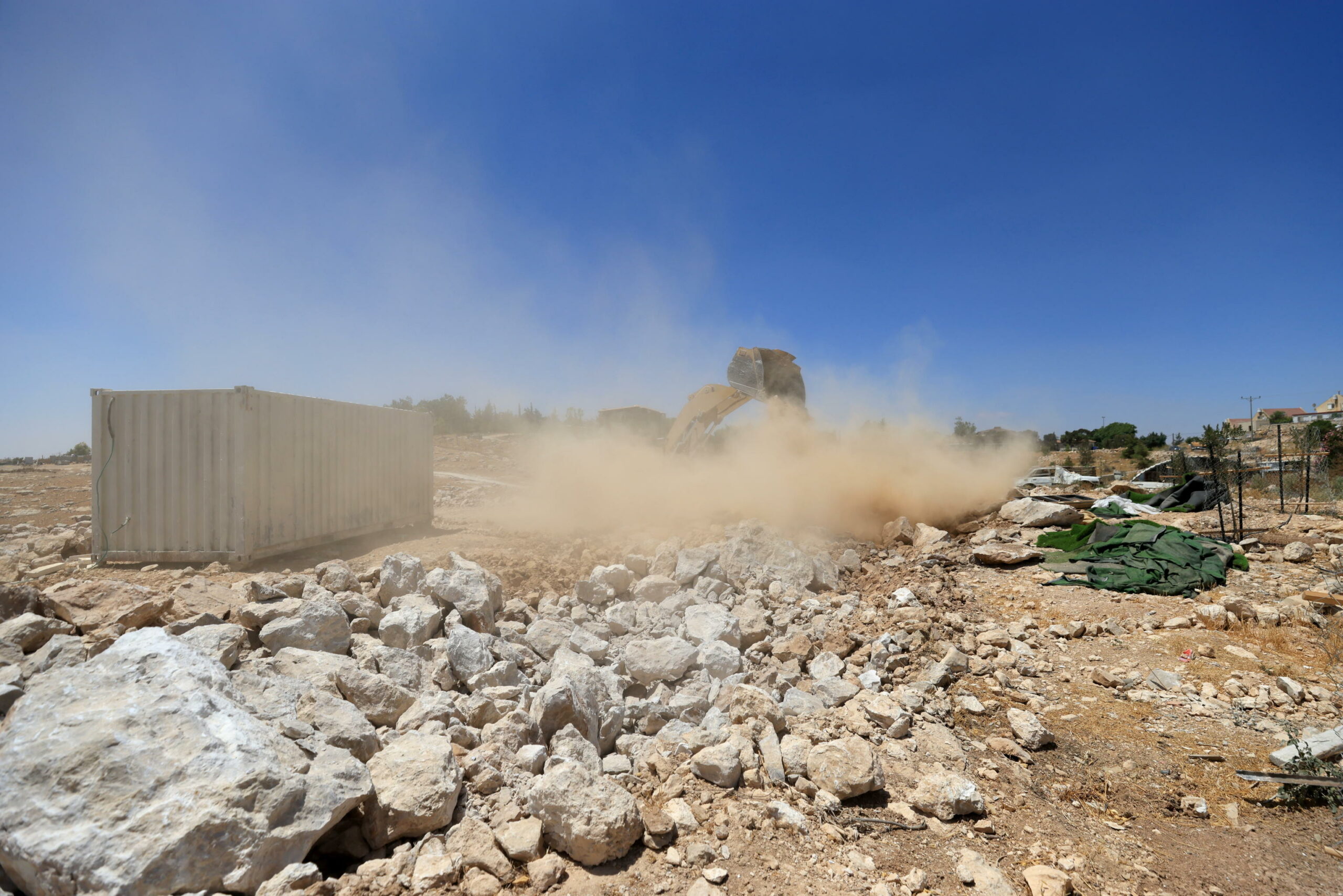 Israele avanza controverso piano di insediamento per “seppellire l’idea di uno Stato palestinese”