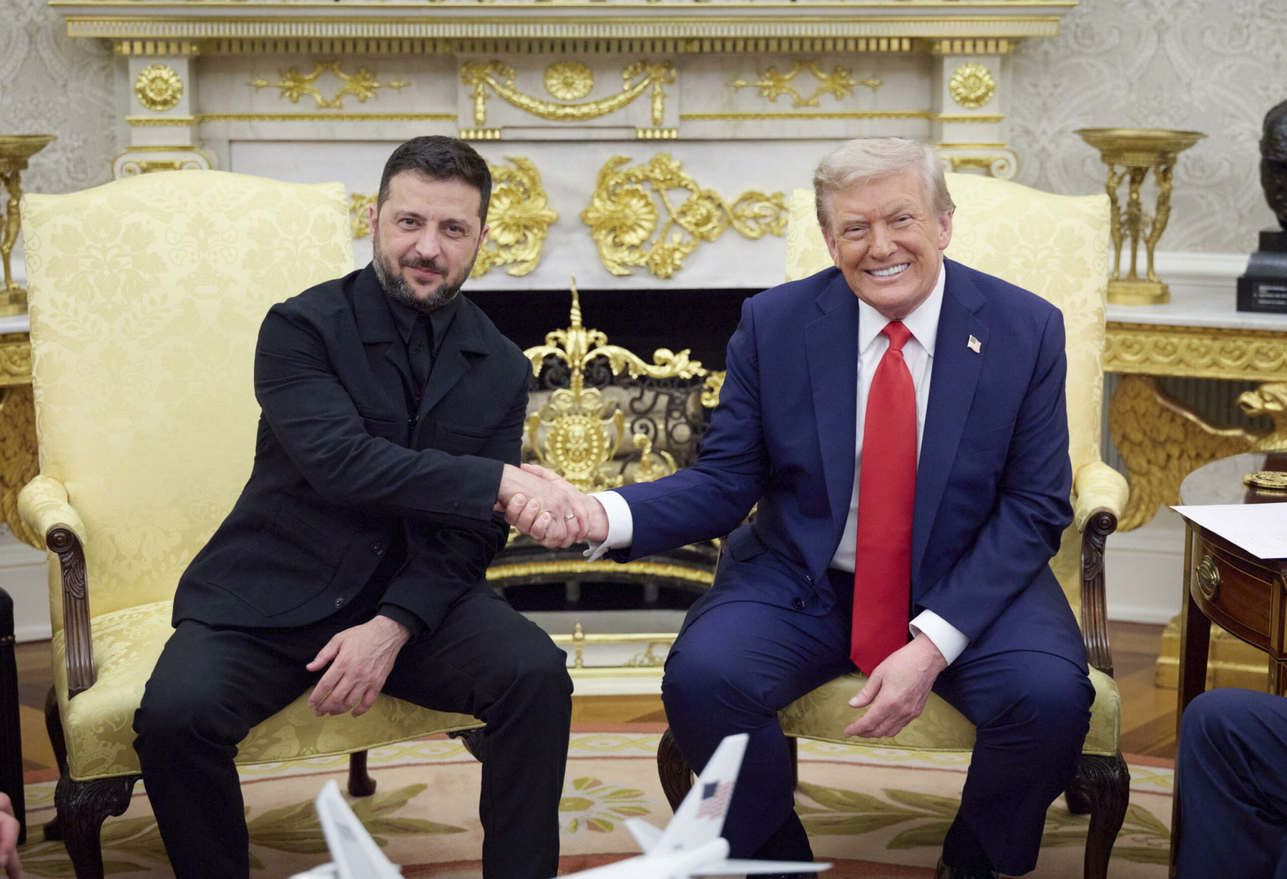 Vertice USA-Europa, Trump a Zelensky: “USA aiuteranno a garantire la sicurezza dell’Ucraina in un accordo di pace”