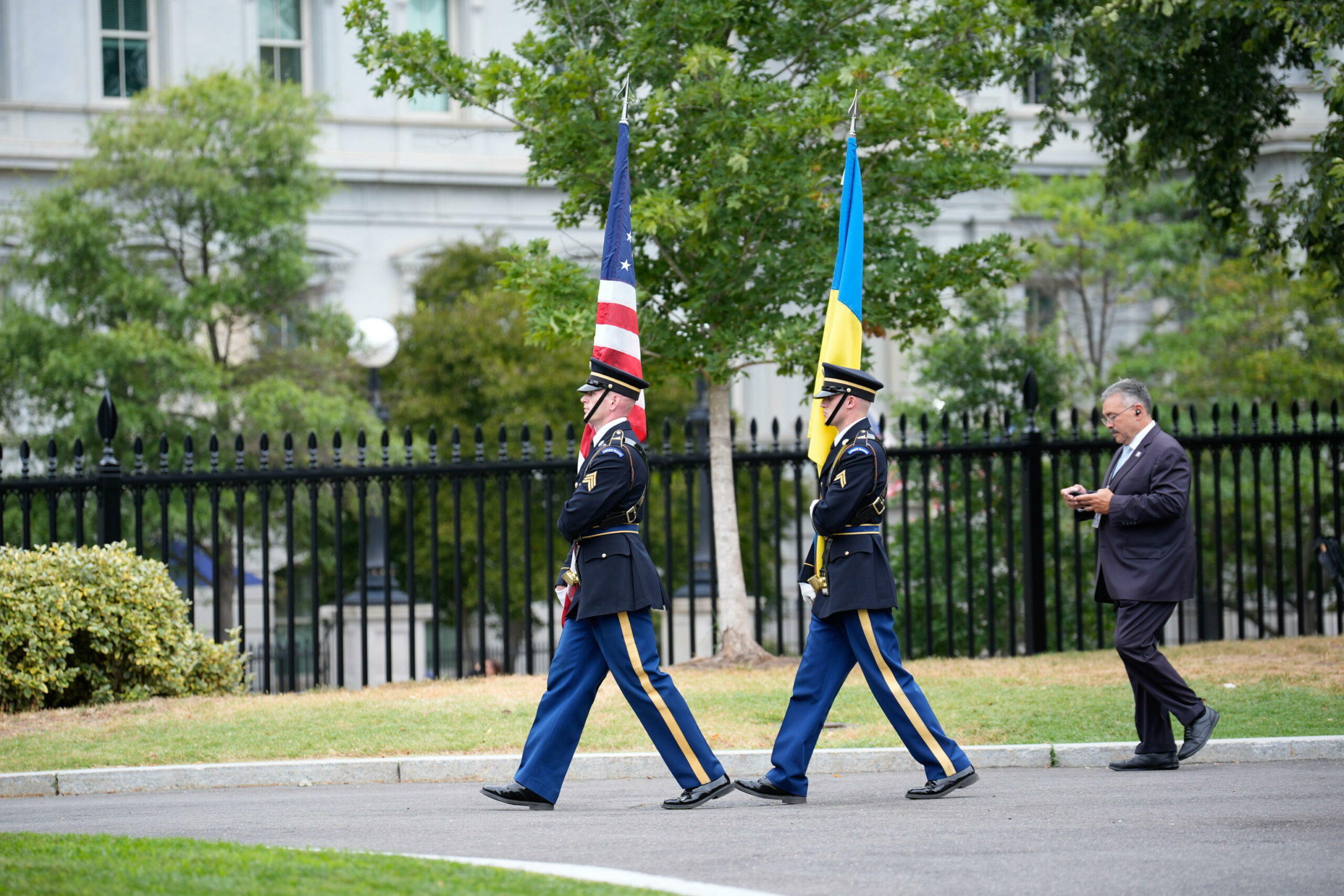 Wall Street Journal: “Pentagono limita uso missili USA da parte di Kiev contro Mosca”