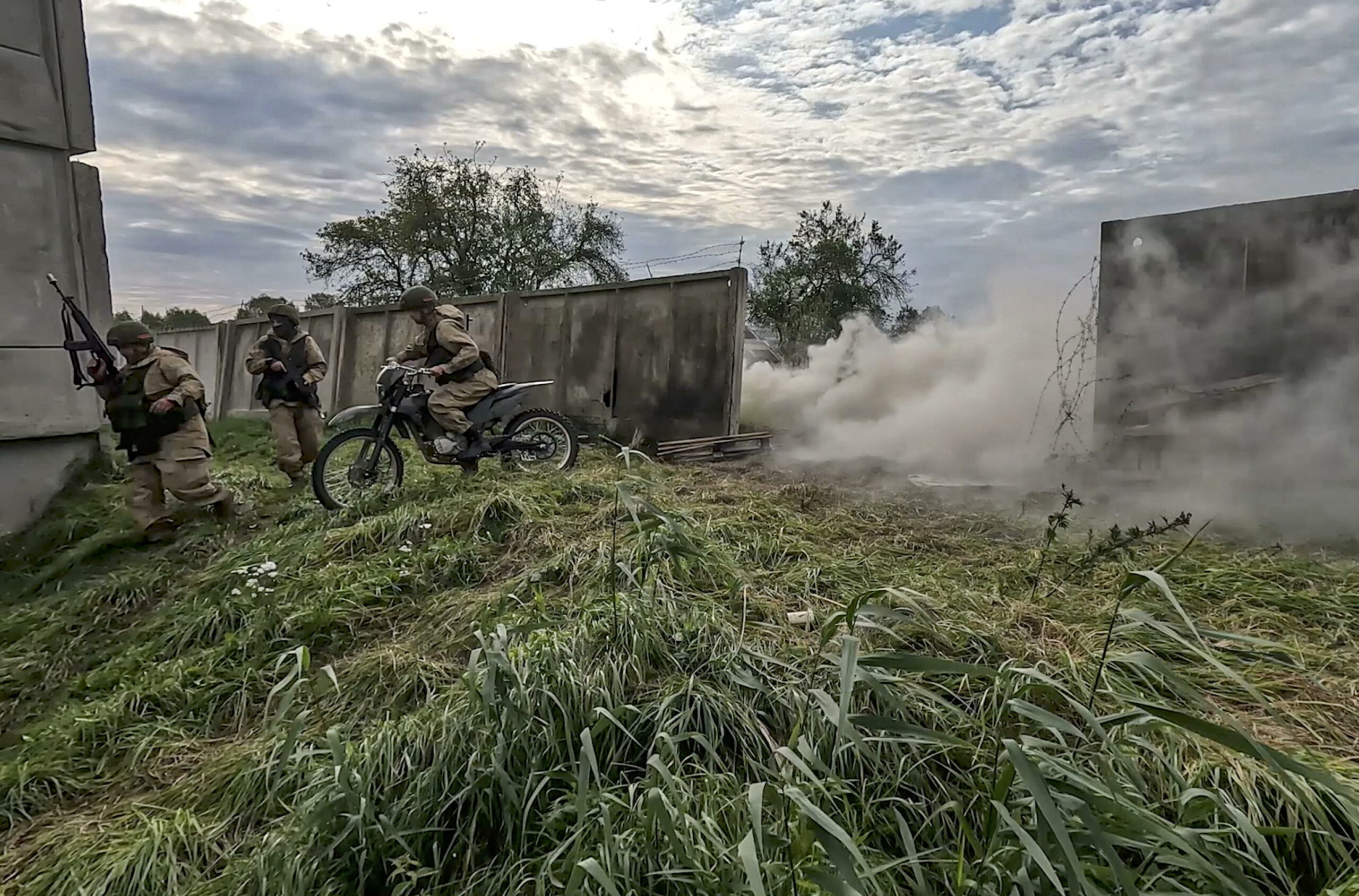 Russia e Iran reclutano mercenari mediorientali e afghani per combattere in Ucraina