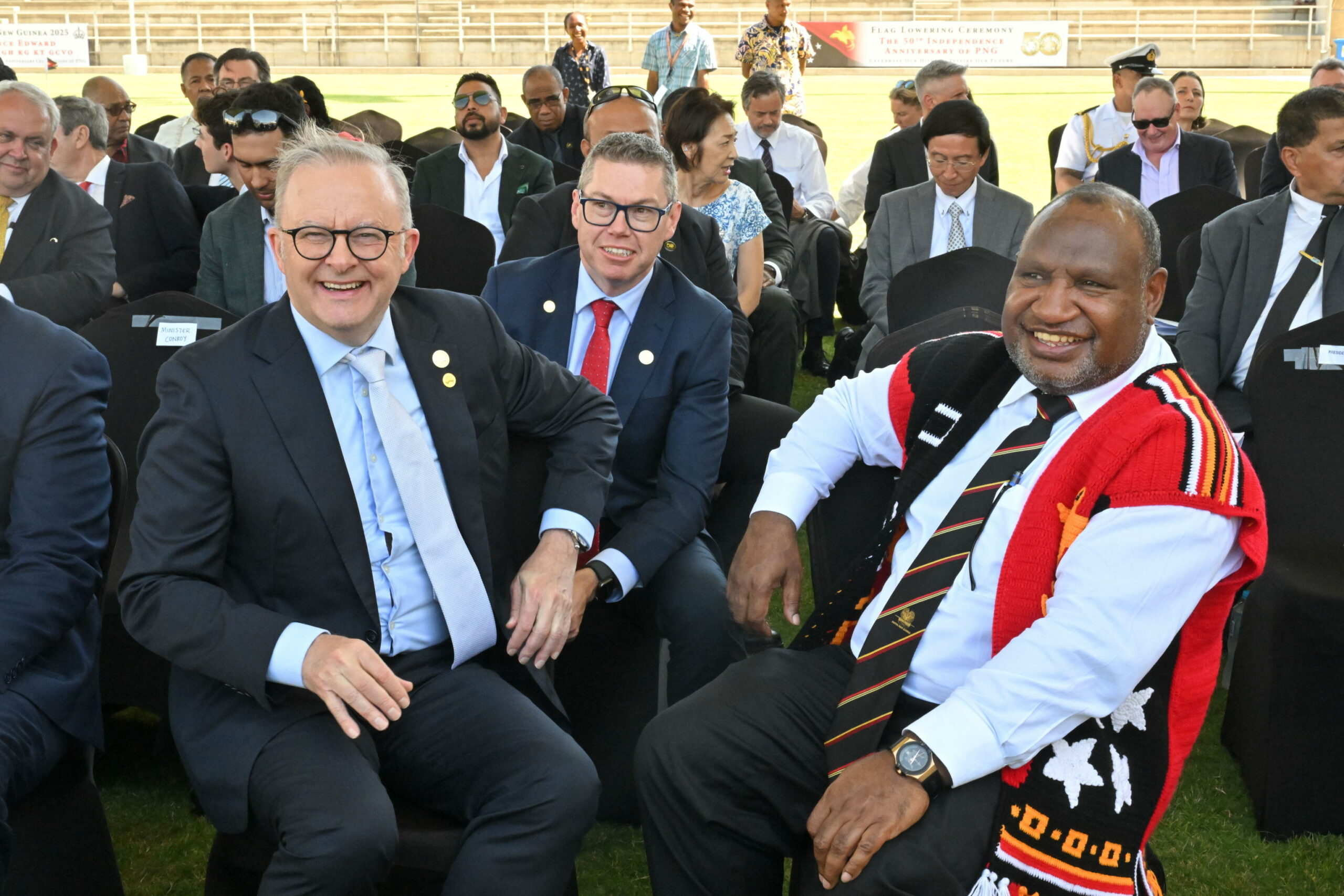 Australia e Papua Nuova Guinea rinviano firma storico trattato di difesa