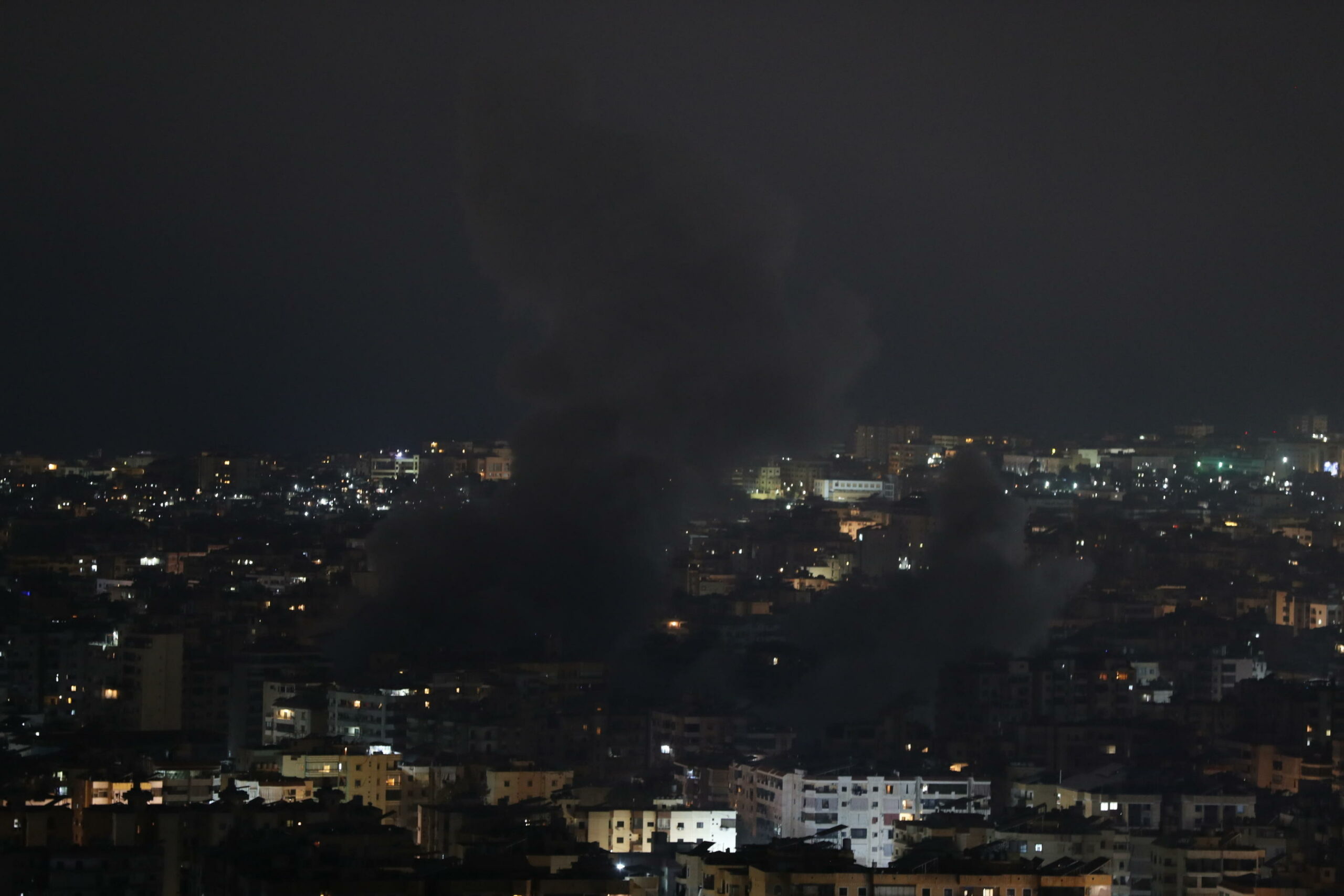 Libano: raid israeliani uccidono 2 persone nonostante cessate il fuoco