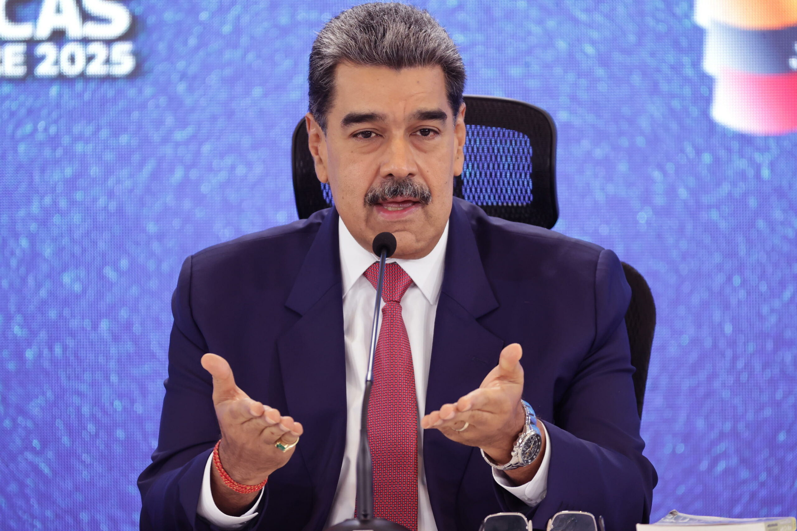 Maduro: “Sventato presunto attacco terroristico contro ambasciata USA”