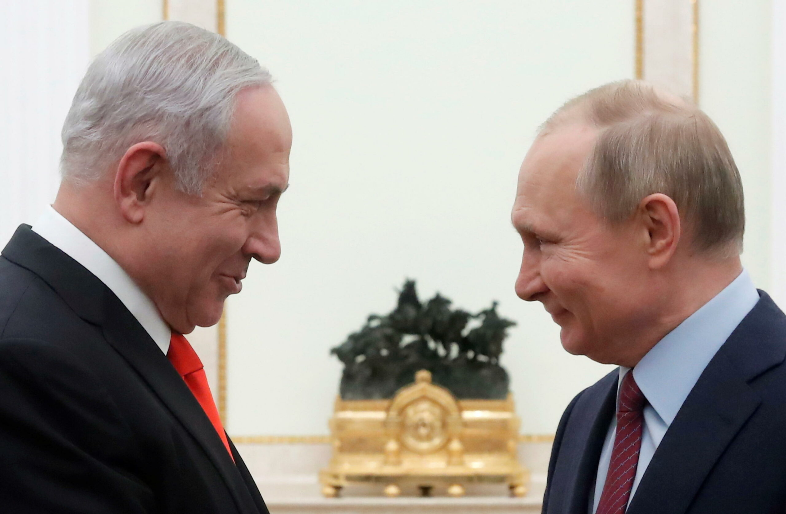 Putin e Netanyahu discutono telefonicamente situazione in Medio Oriente