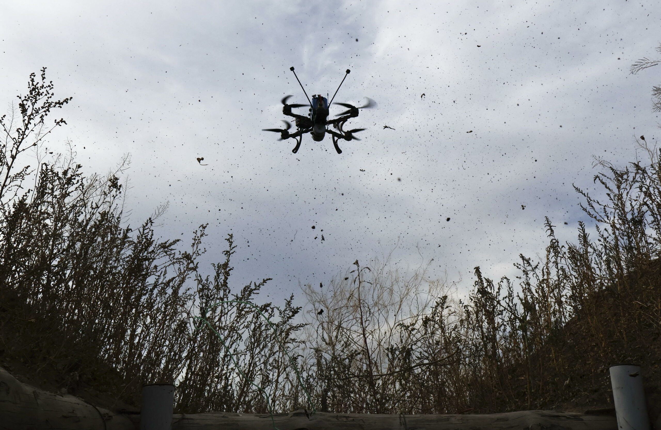 UE sostiene diritto di abbattere droni e jet ostili in Europa, NATO discute se consentire ai piloti di aprire il fuoco sugli aerei russi