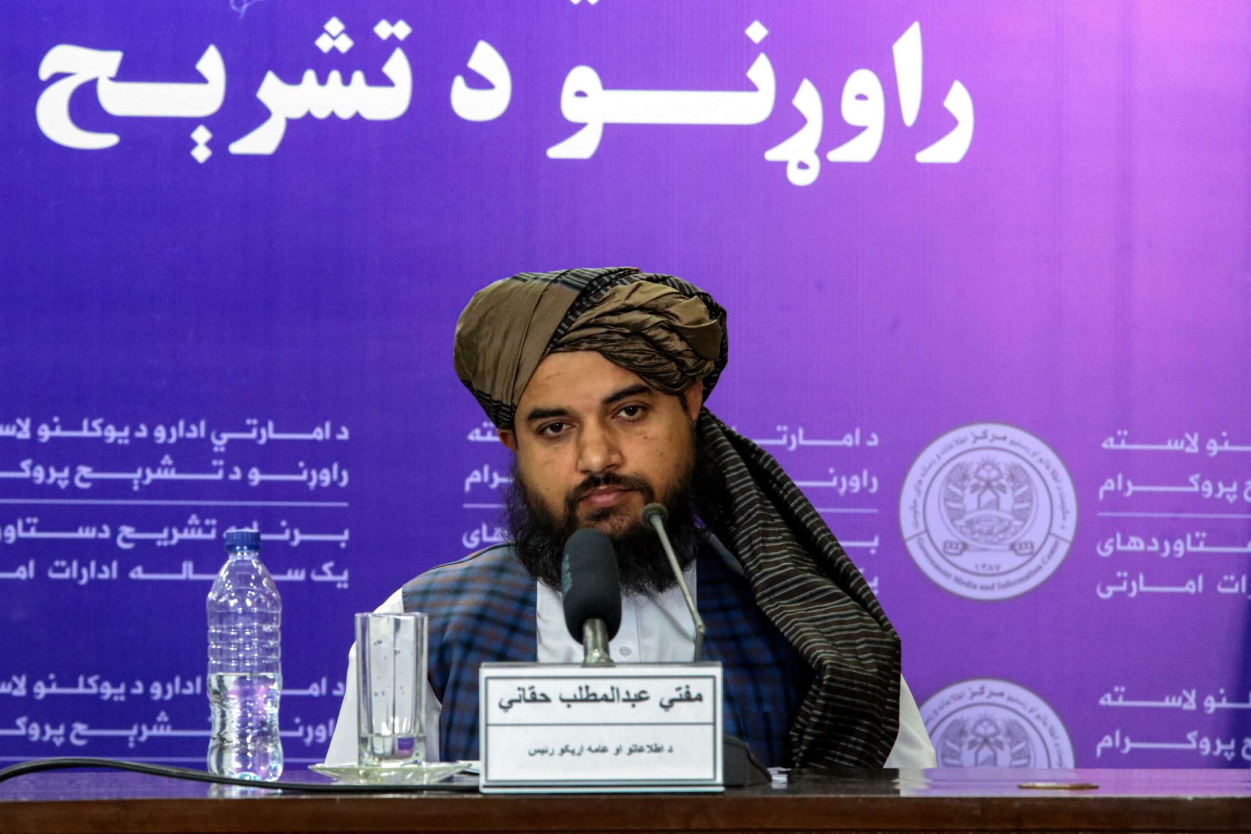 Scontro a fuoco tra Afghanistan e Pakistan mentre riprendono colloqui di pace