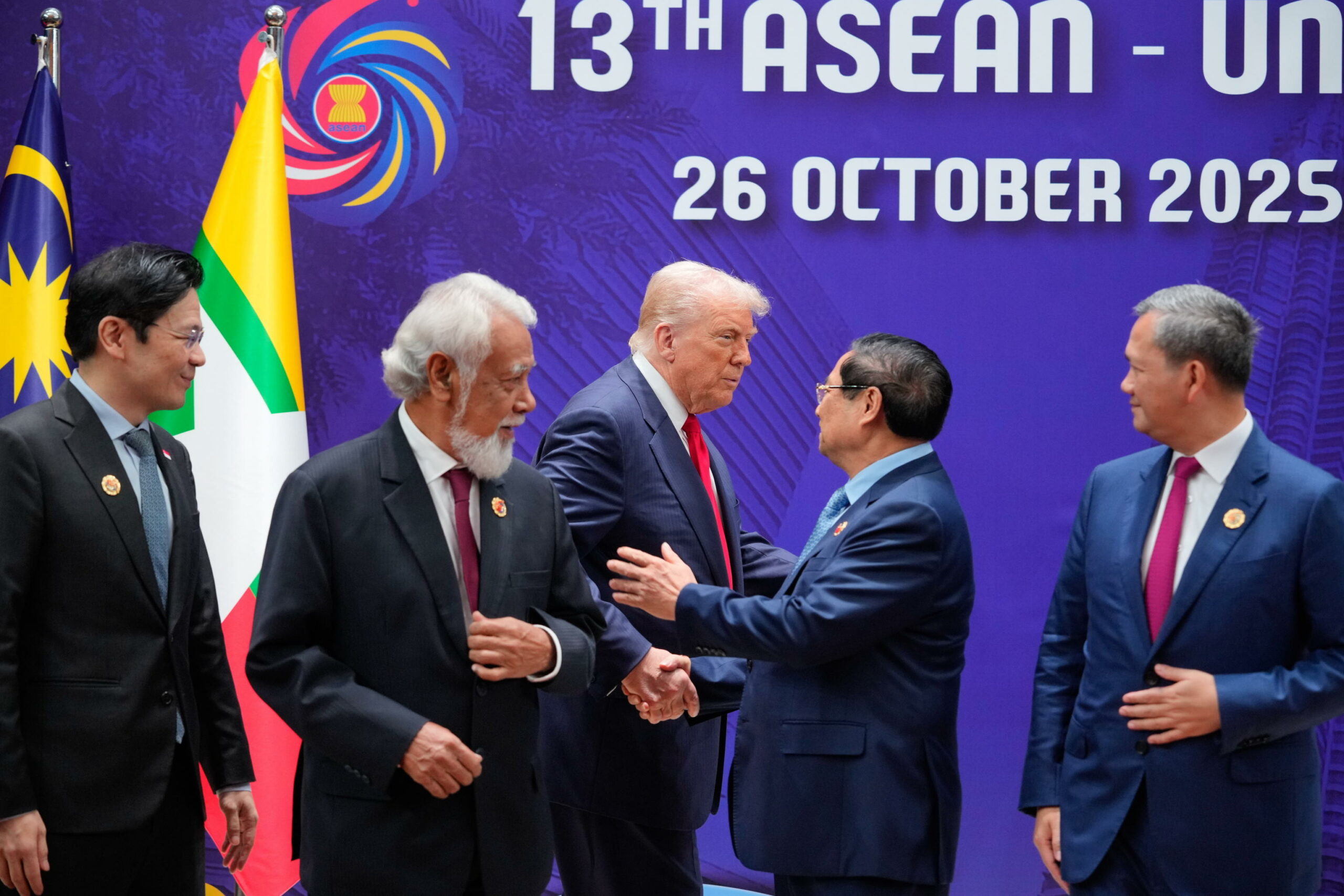 Trump conclude accordi sul commercio e sui minerali essenziali nel Sud-Est asiatico