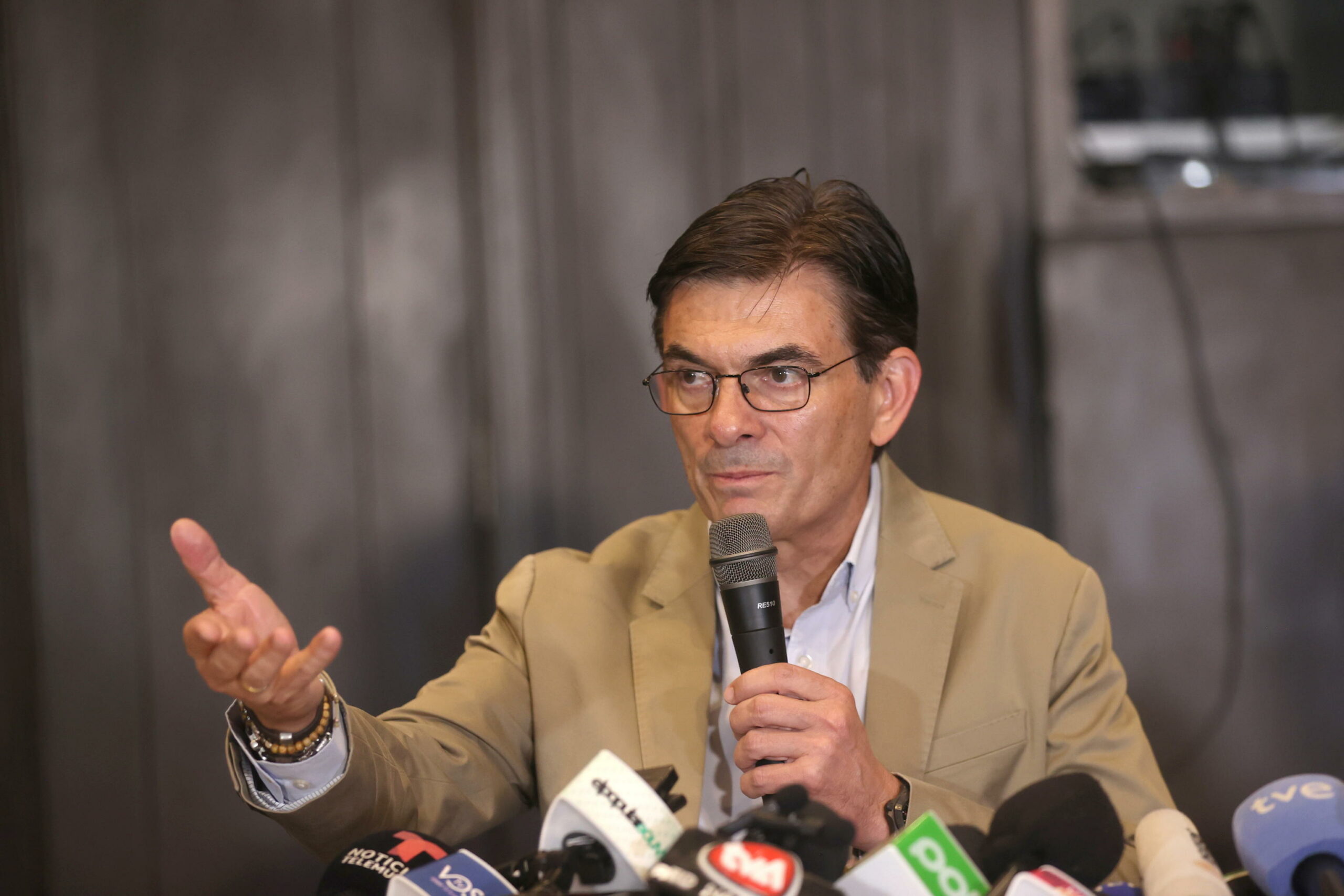 Bolivia: parlamentari probabilmente costringeranno Paz alla rimozione del ministro dell’Economia