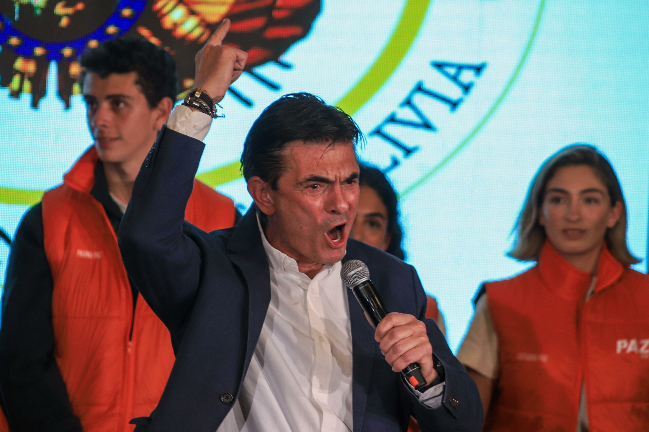 Bolivia autorizza esportazione petrolio greggio