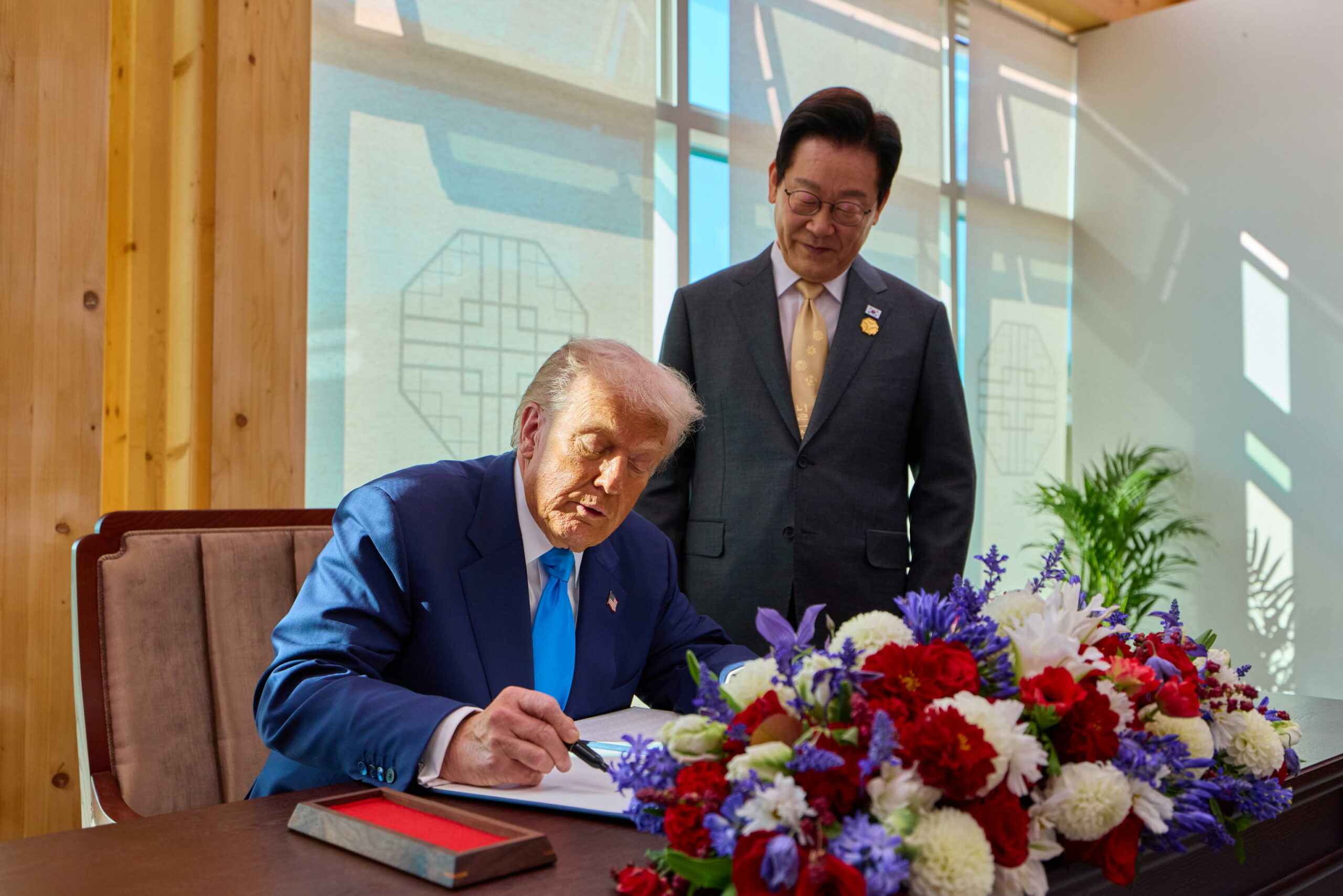 Trump svela investimento sudcoreano da 200 miliardi negli USA, ma Seul esita sul gasdotto in Alaska