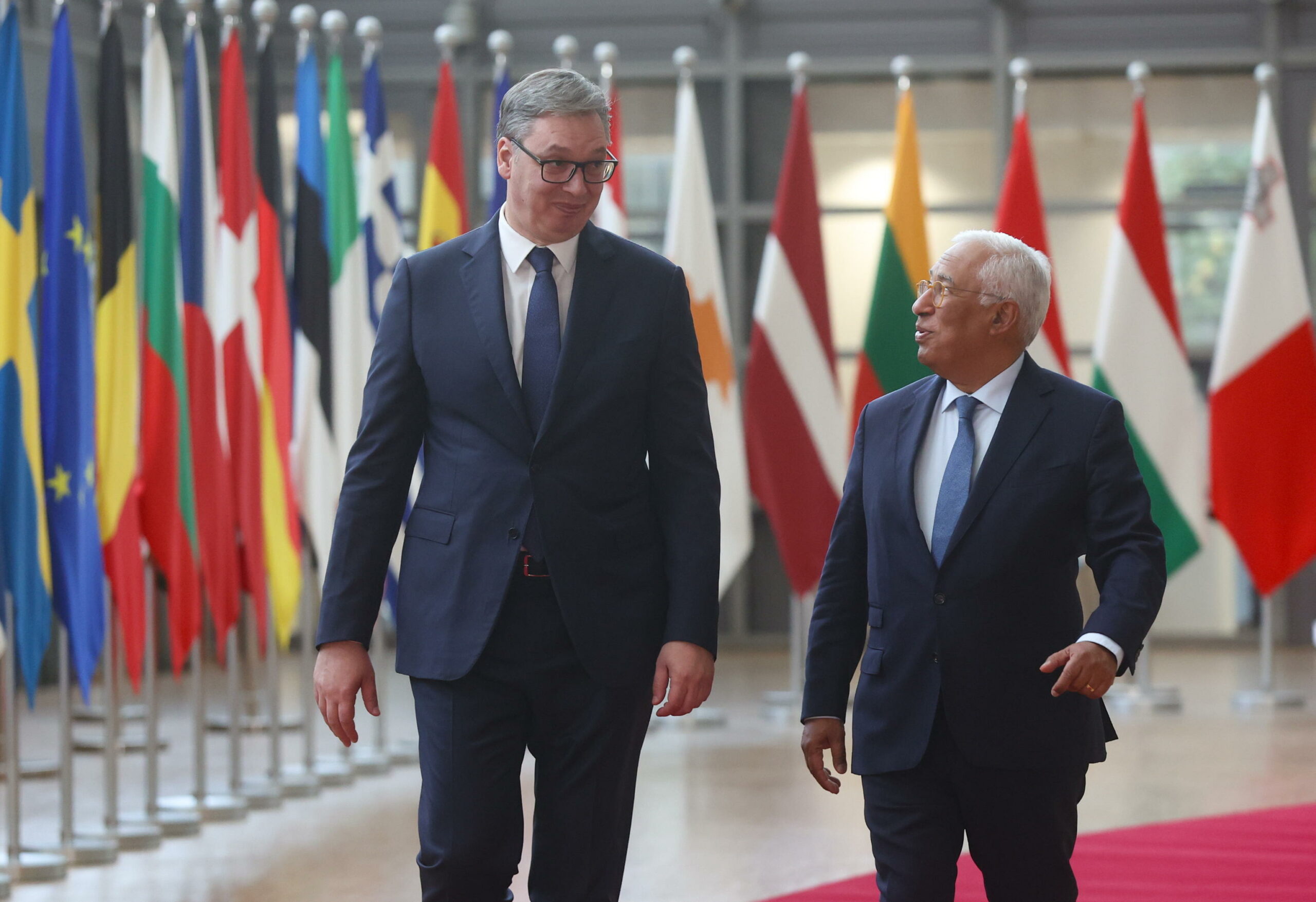 Serbia: Vucic chiede un’adesione all’UE basata sul merito non sull’allineamento politico