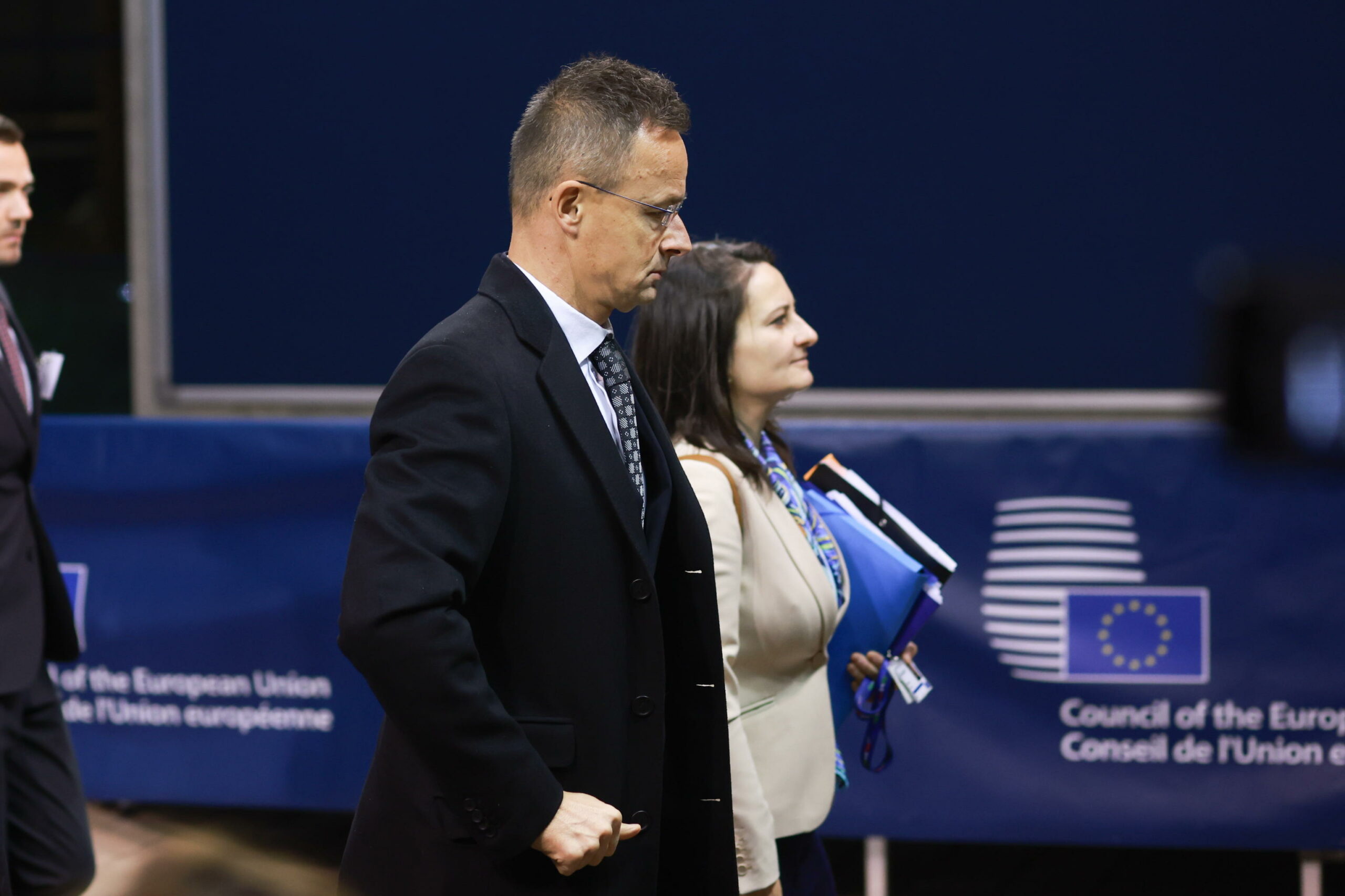 Ministro Esteri ungherese: “Deroga a sanzioni USA su energia russa è a tempo indeterminato”