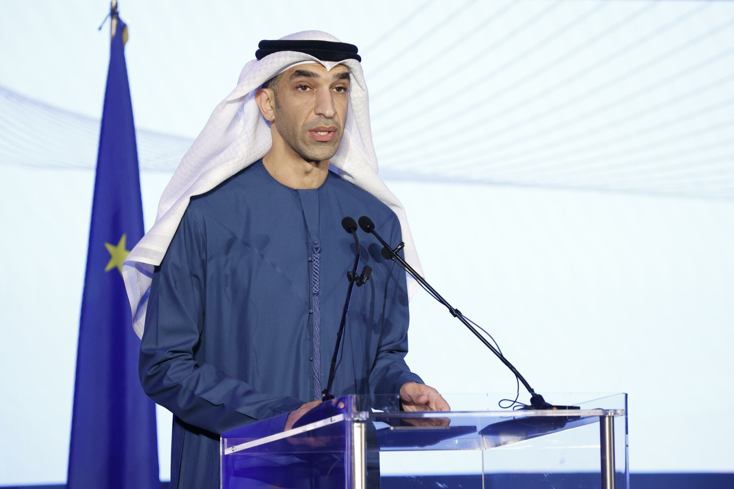 Emirati Arabi Uniti e Ciad firmano accordi da 6 miliardi di dollari sullo sfondo della guerra in Sudan