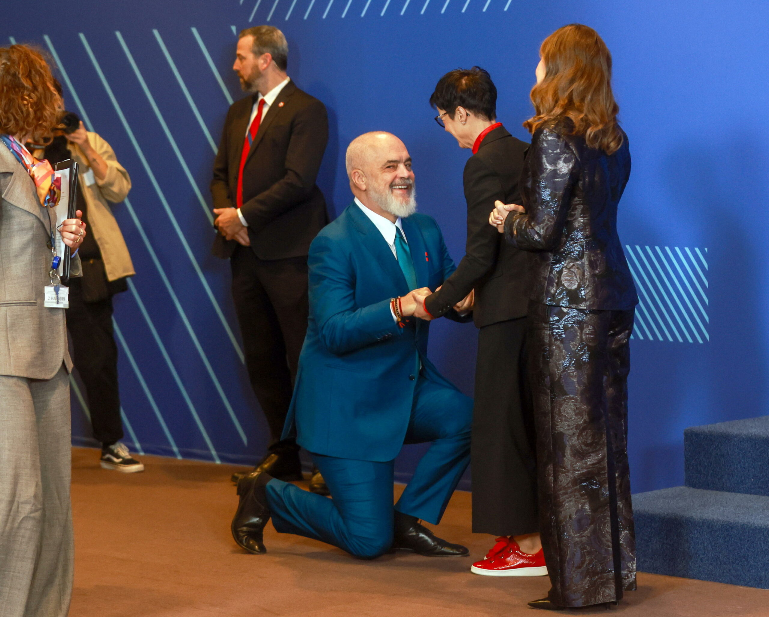 Albania: UE avvia fase finale dei negoziati per adesione al blocco