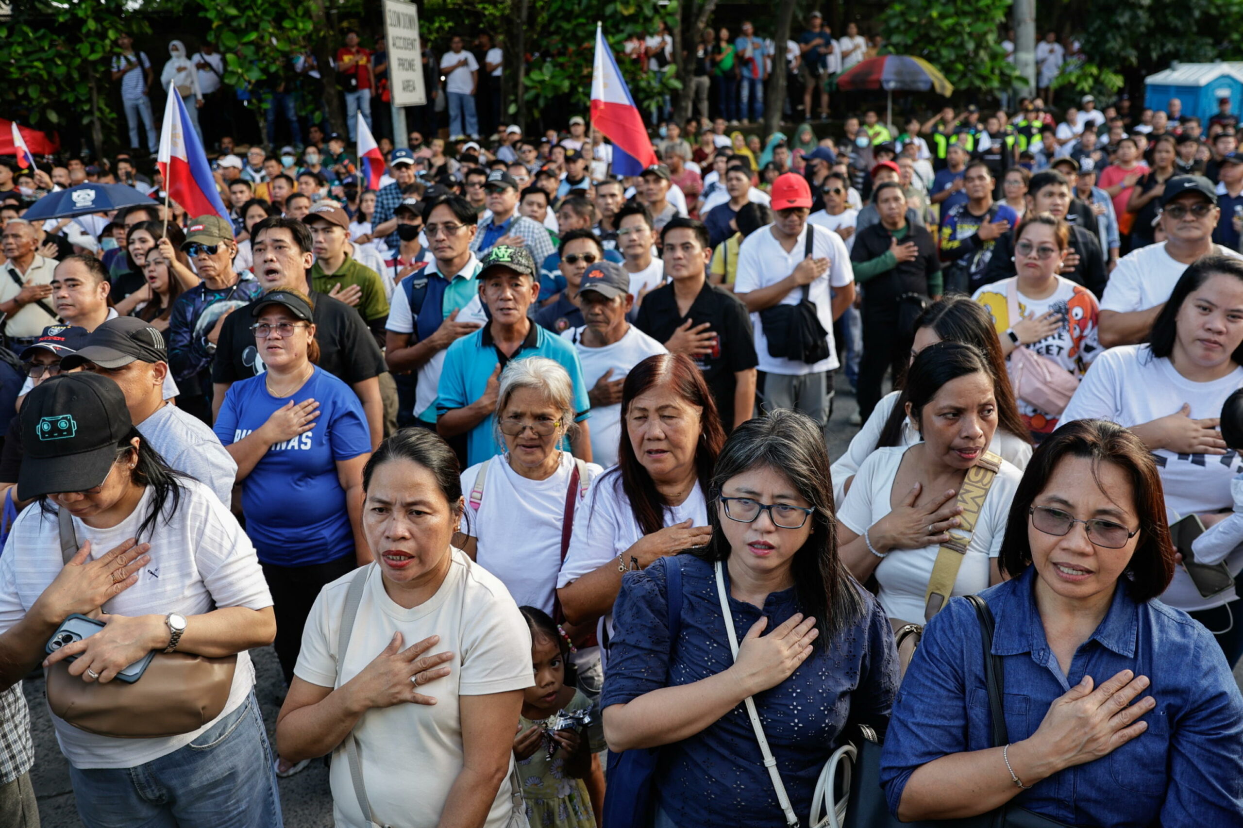 Filippine: oltre 200.000 persone partecipano alle manifestazioni contro la corruzione