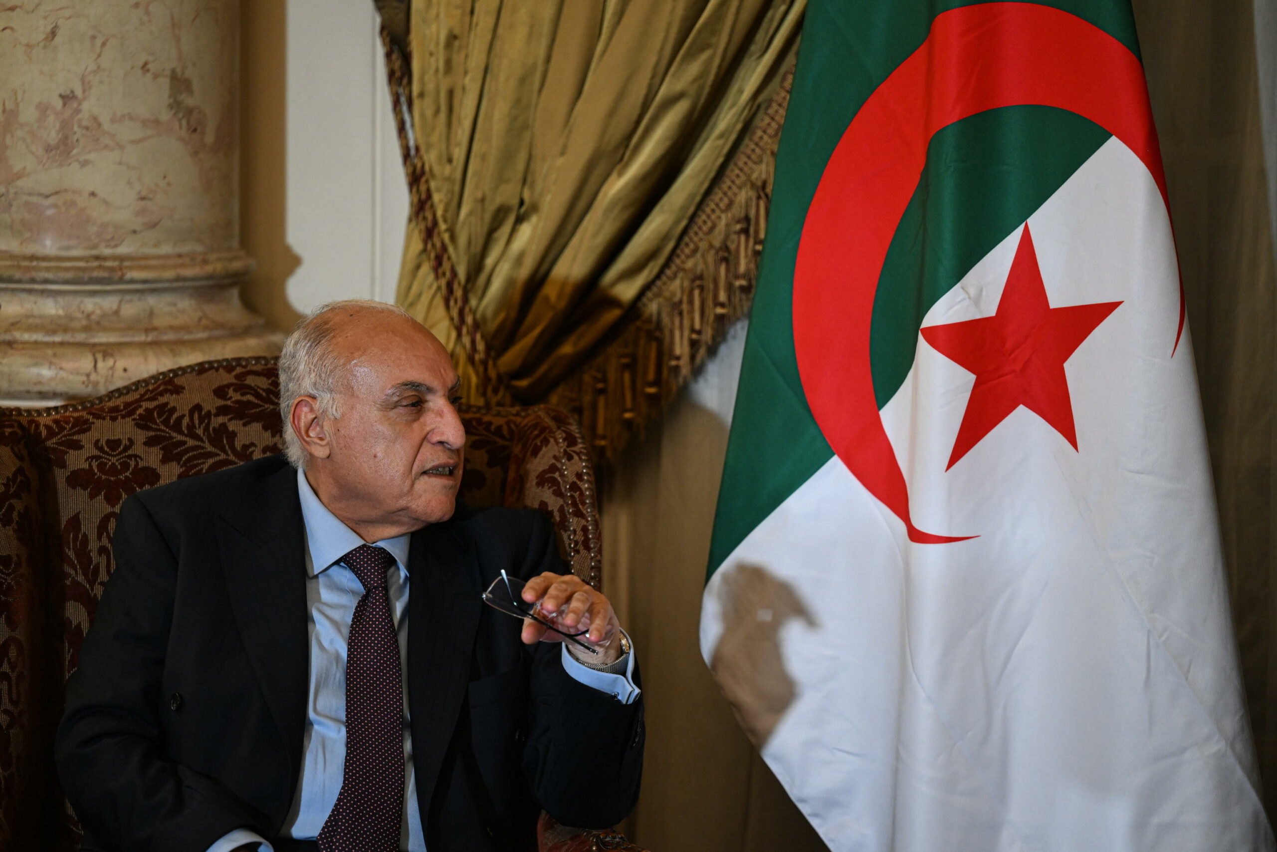 Algeria disposta a mediare tra Marocco e Polisario su Sahara Occidentale