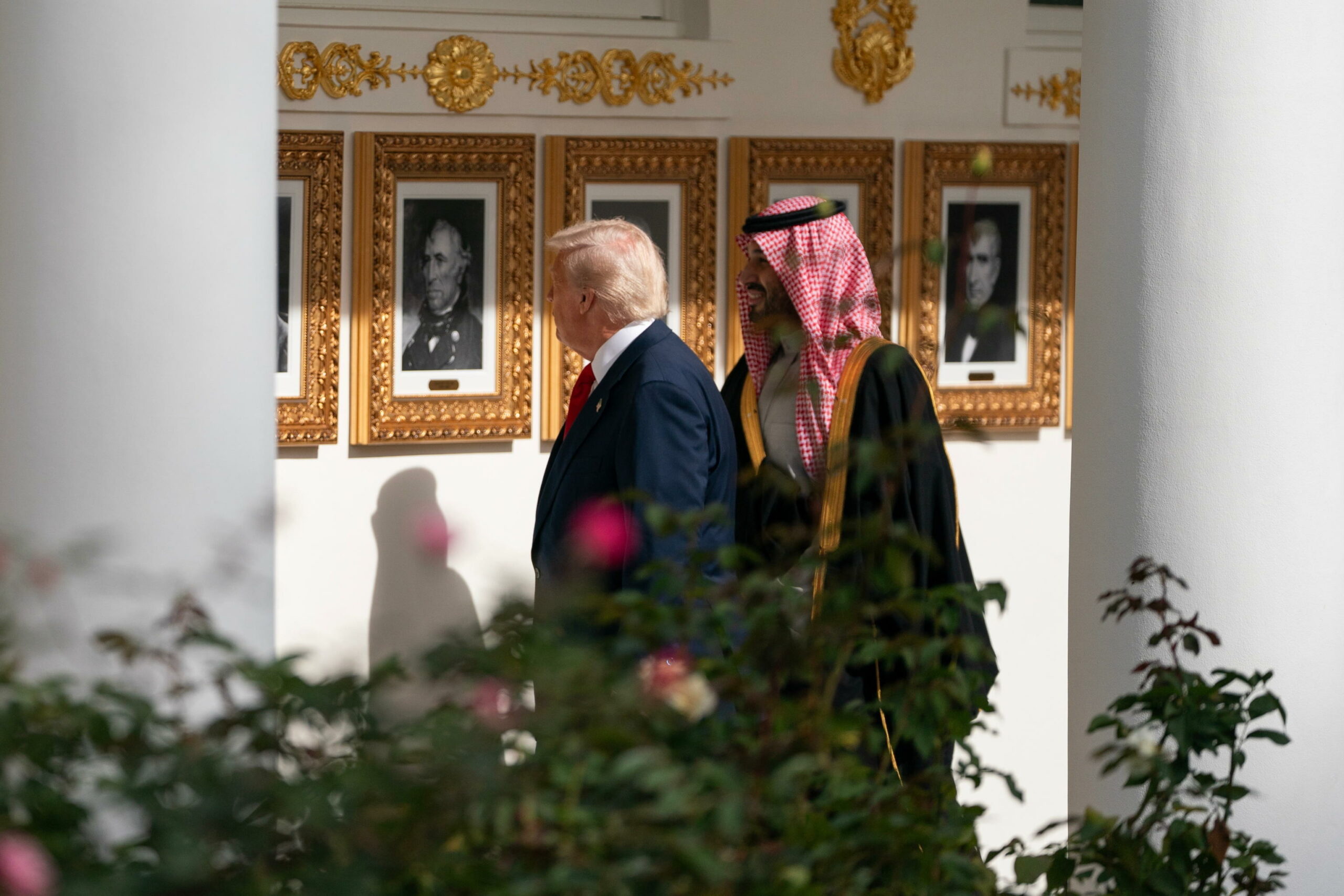 Report: “Trump chiede a principe saudita di aprire dialogo USA-Iran”