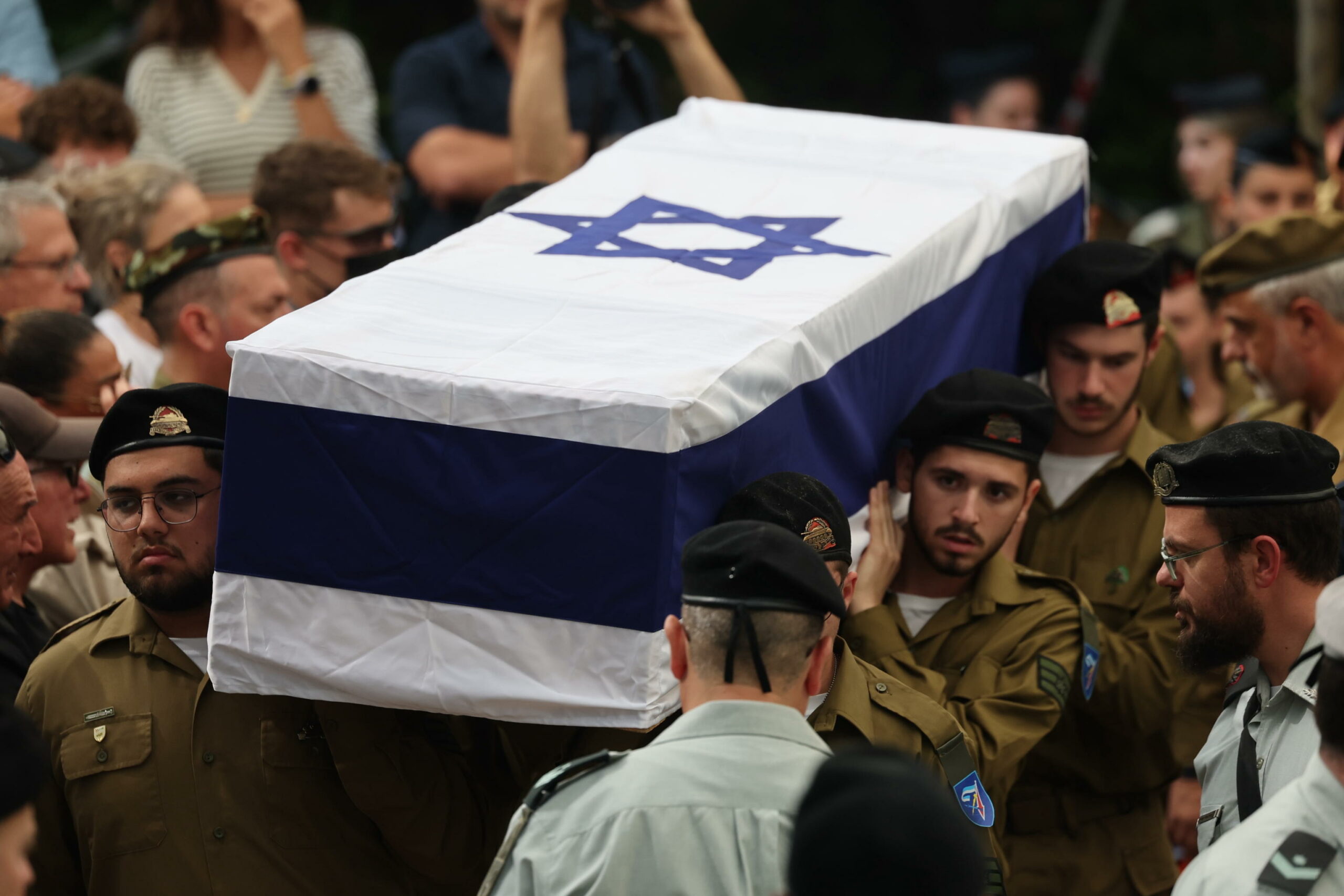 Israele conferma consegna di terzultimo corpo di ostaggio da Gaza