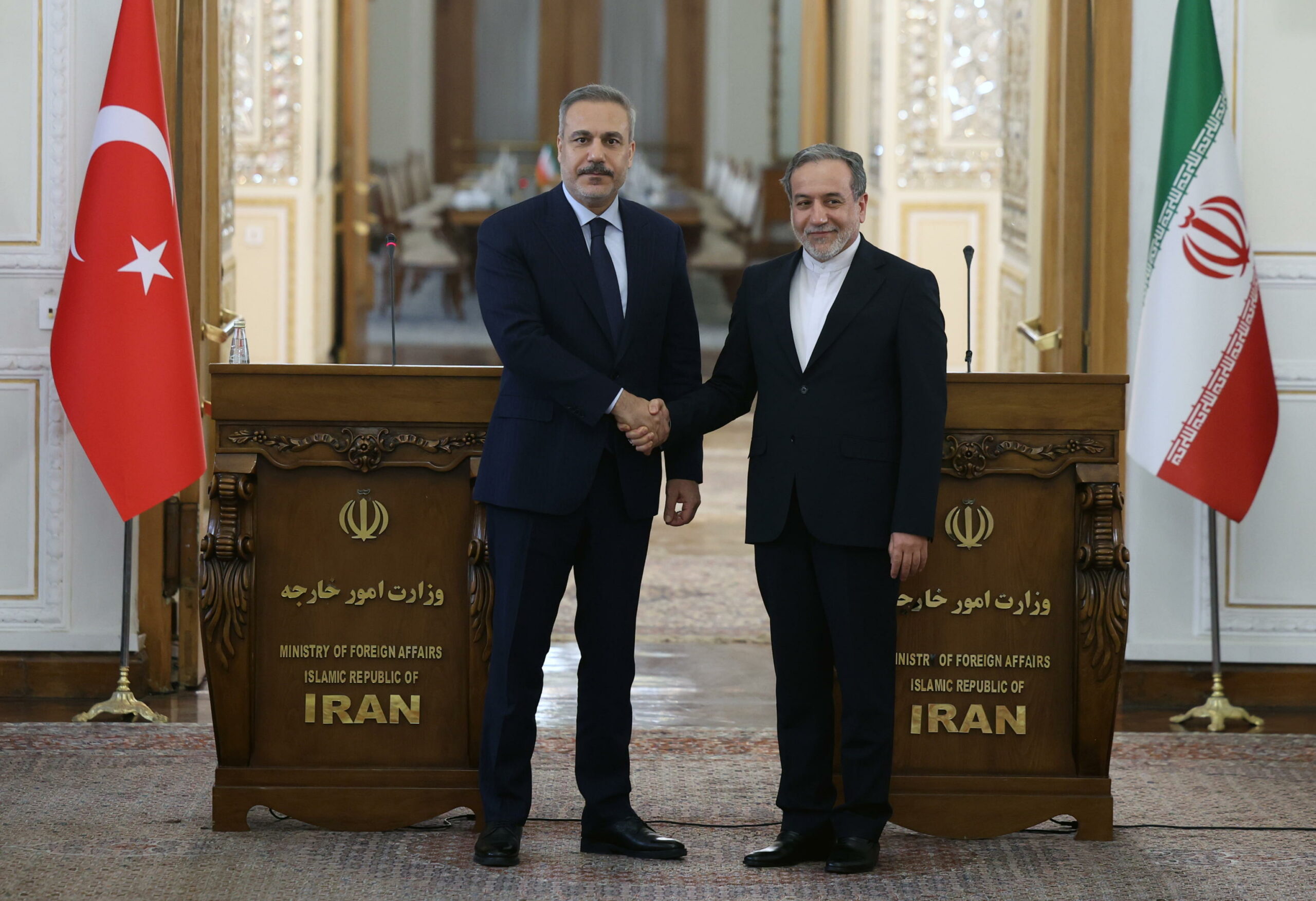 Iran e Turchia concordano costruzione collegamento ferroviario strategico