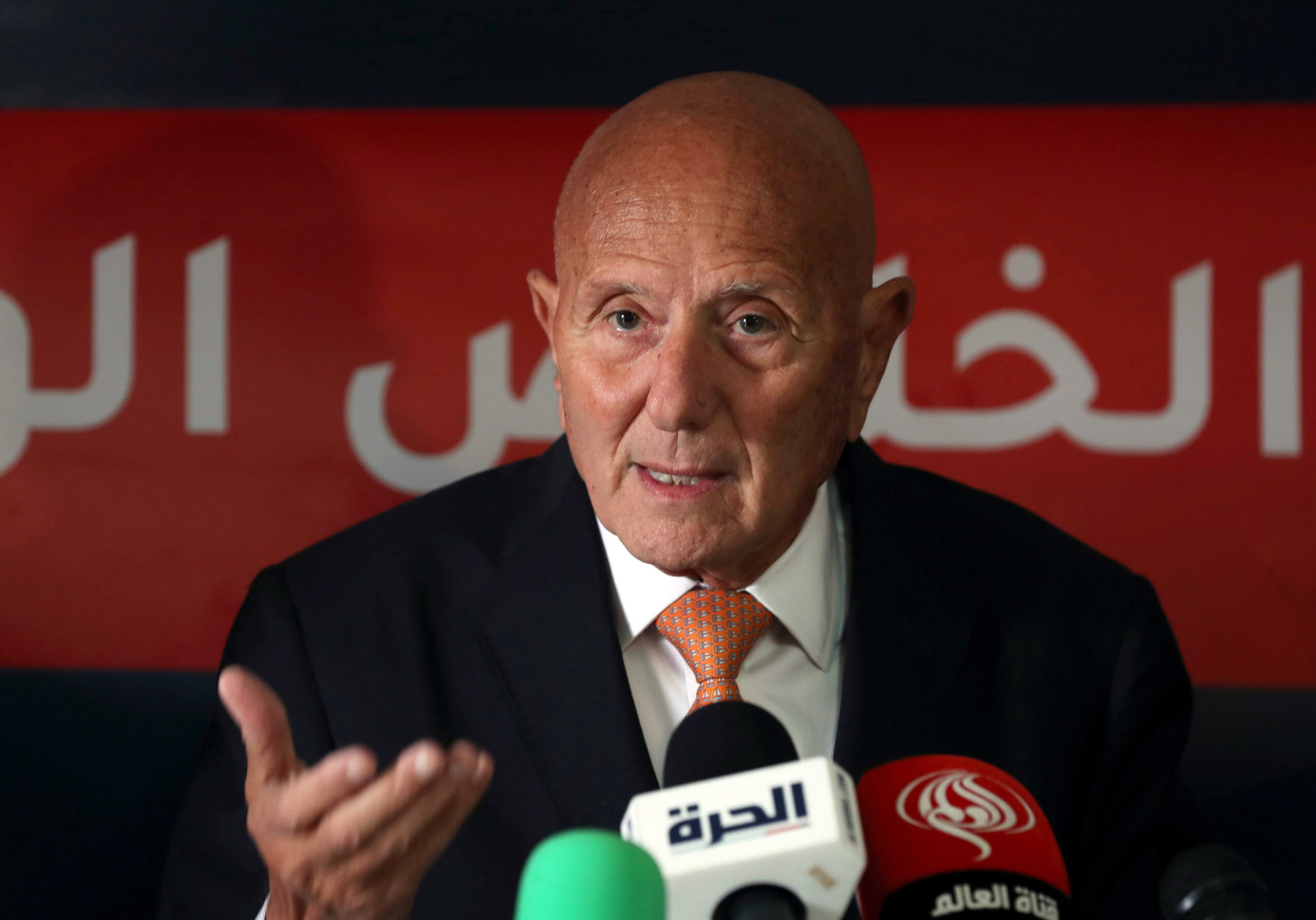 Tunisia arresta leader opposizione in crescente repressione contro critici