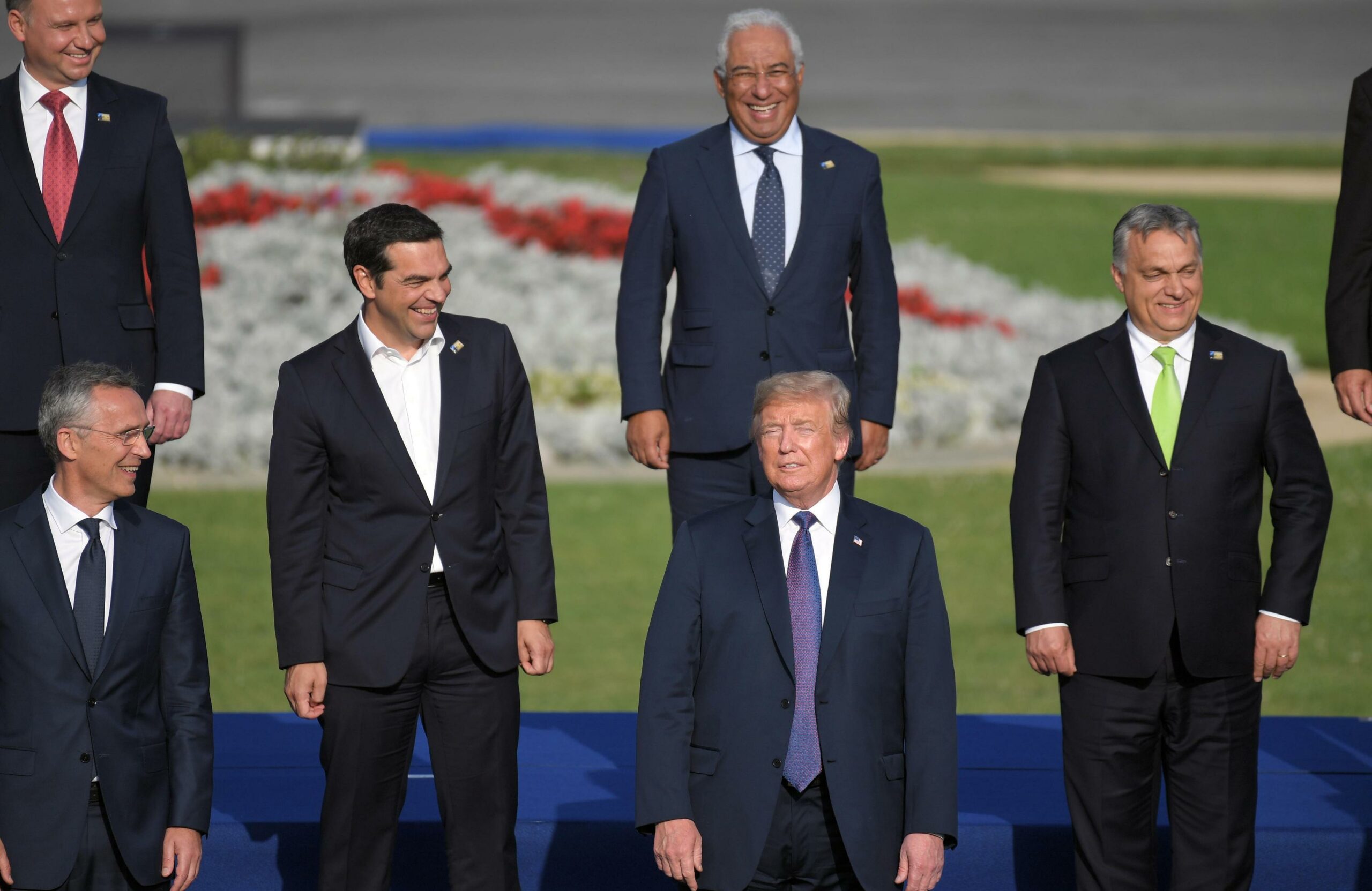 Politico: “Documento rivela proposta UE-USA per piano di ‘prosperità’ da 800 miliardi per Ucraina del dopoguerra”