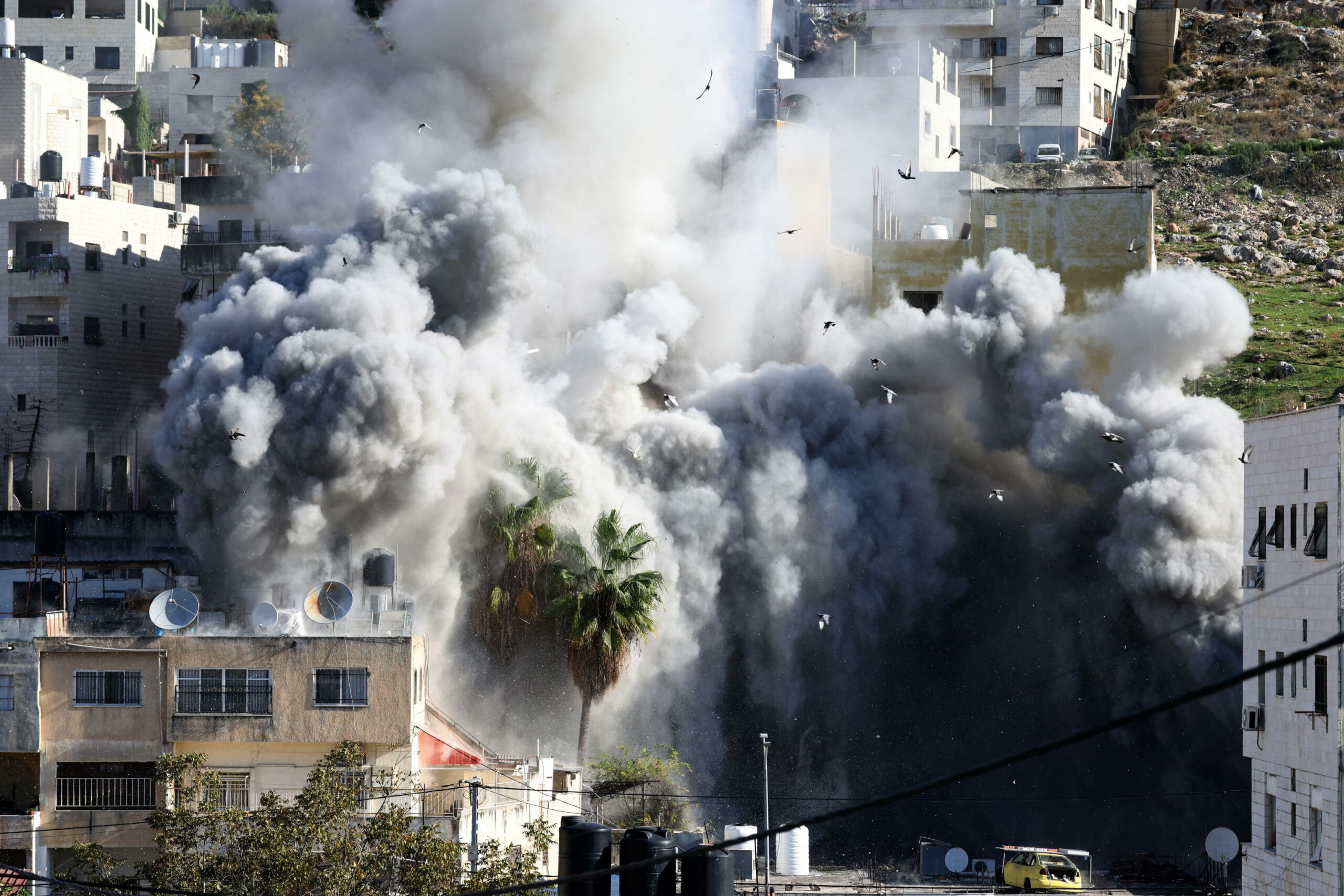 Israele demolirà 25 edifici residenziali in campo profughi cisgiordano