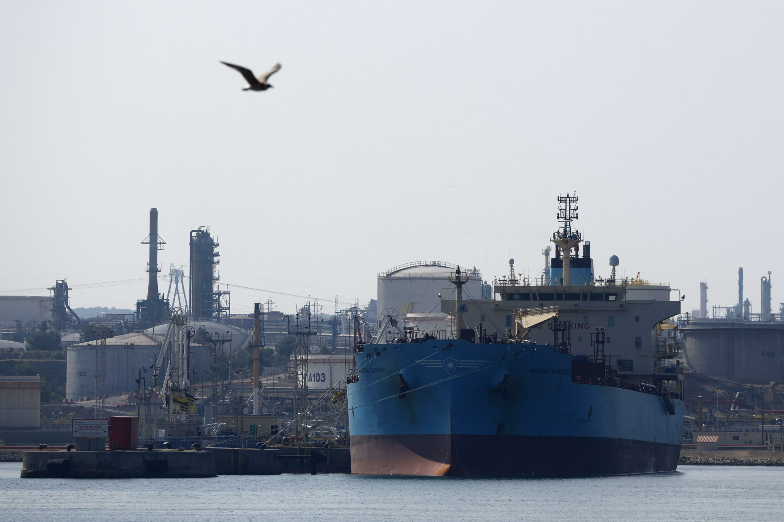 USA impongono sanzioni a 29 petroliere della flotta ombra iraniana