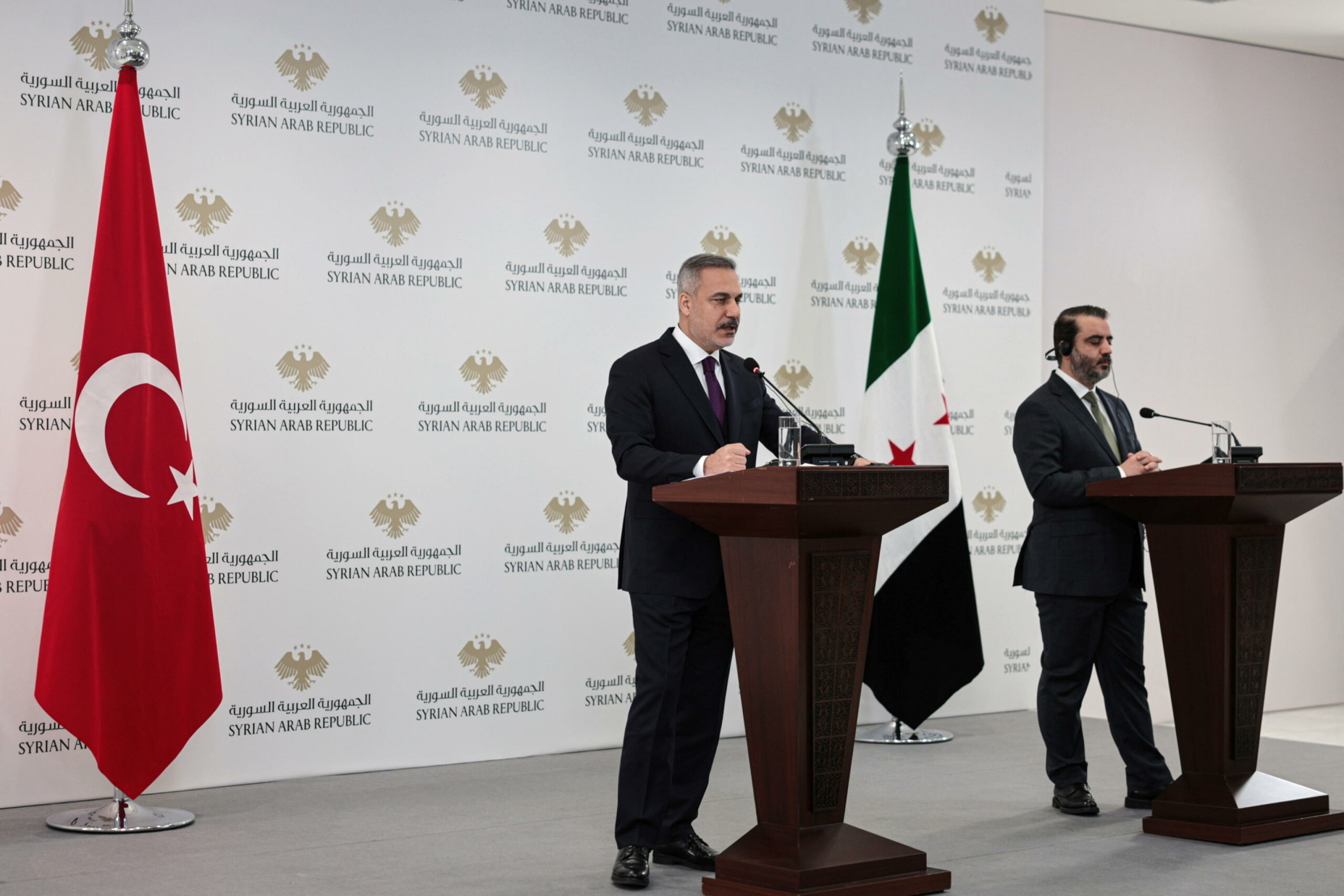 Ministro Esteri turco esorta curdi a non ostacolare stabilità siriana