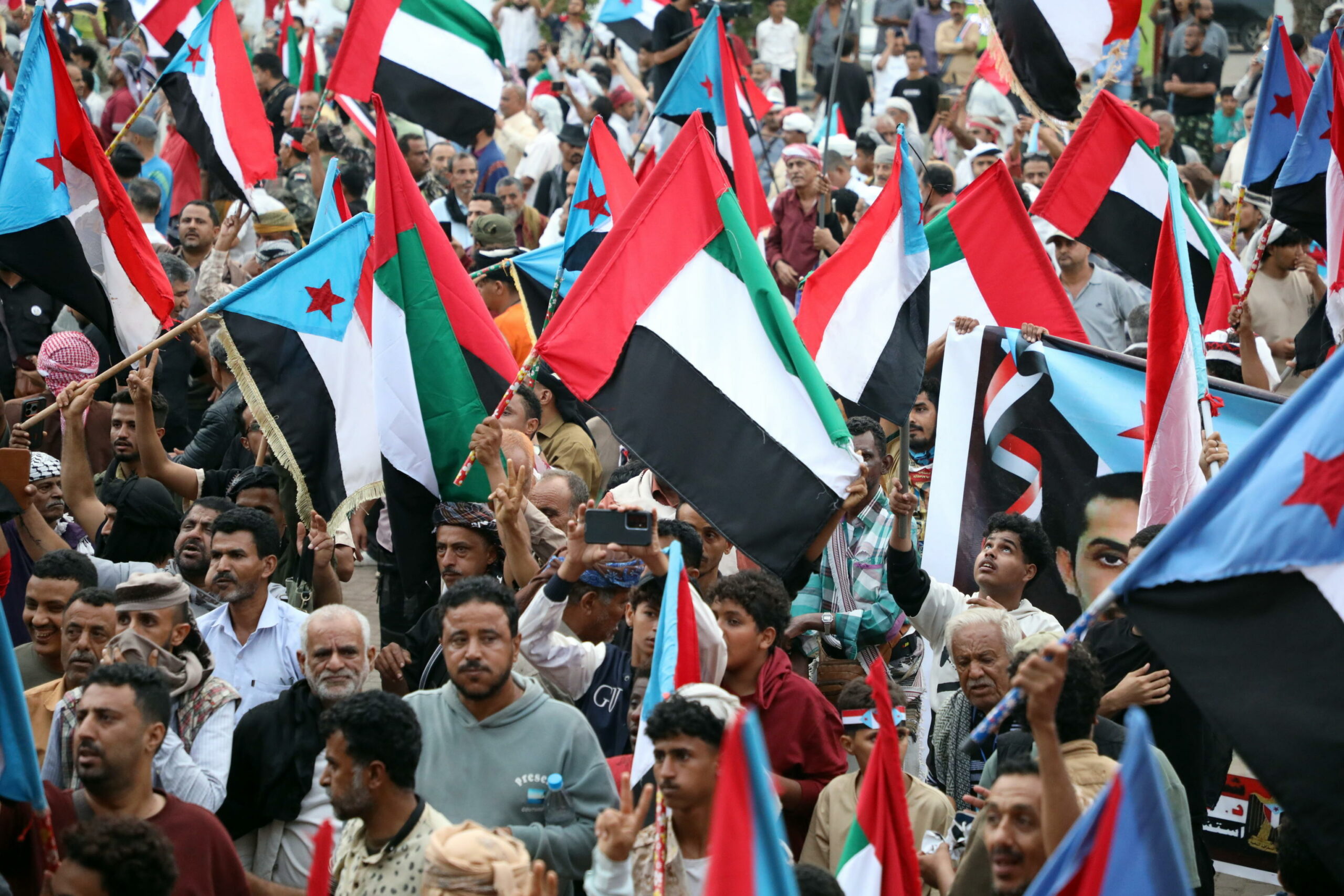 Emirati Arabi Uniti annunciano ritiro delle forze rimanenti dallo Yemen